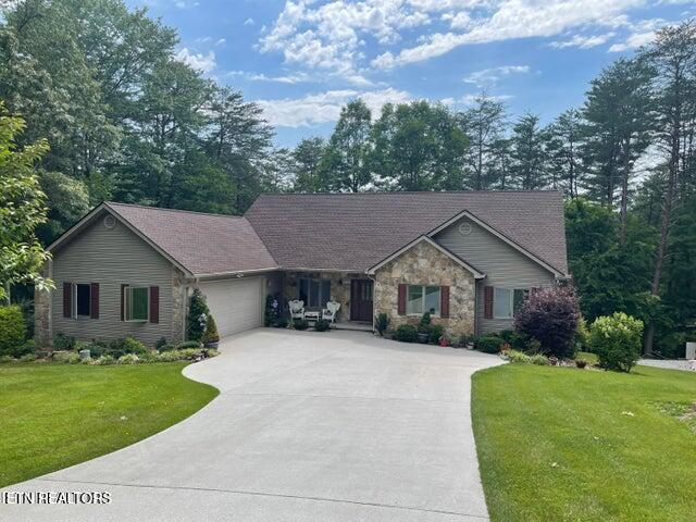 122 Brambleton Drive Property Photo 1