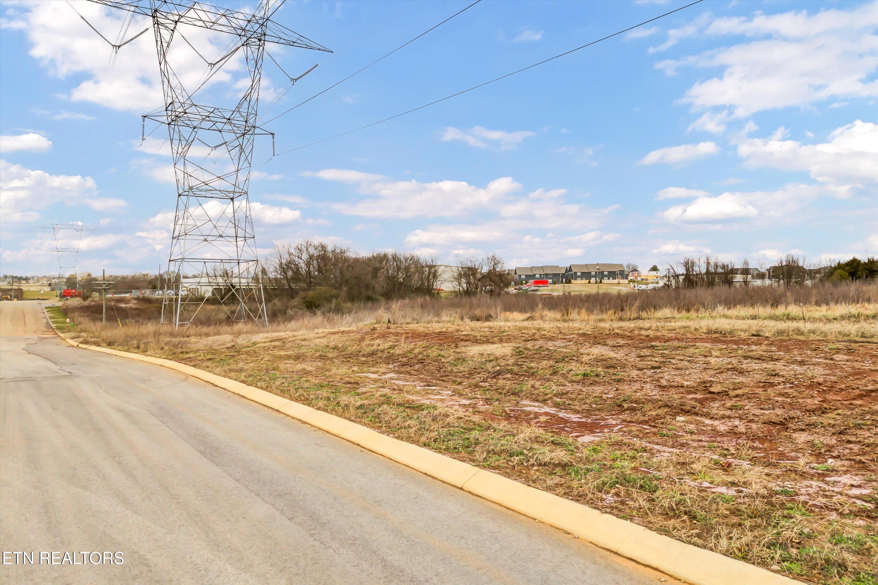 Brookdale Rd Property Photo 1