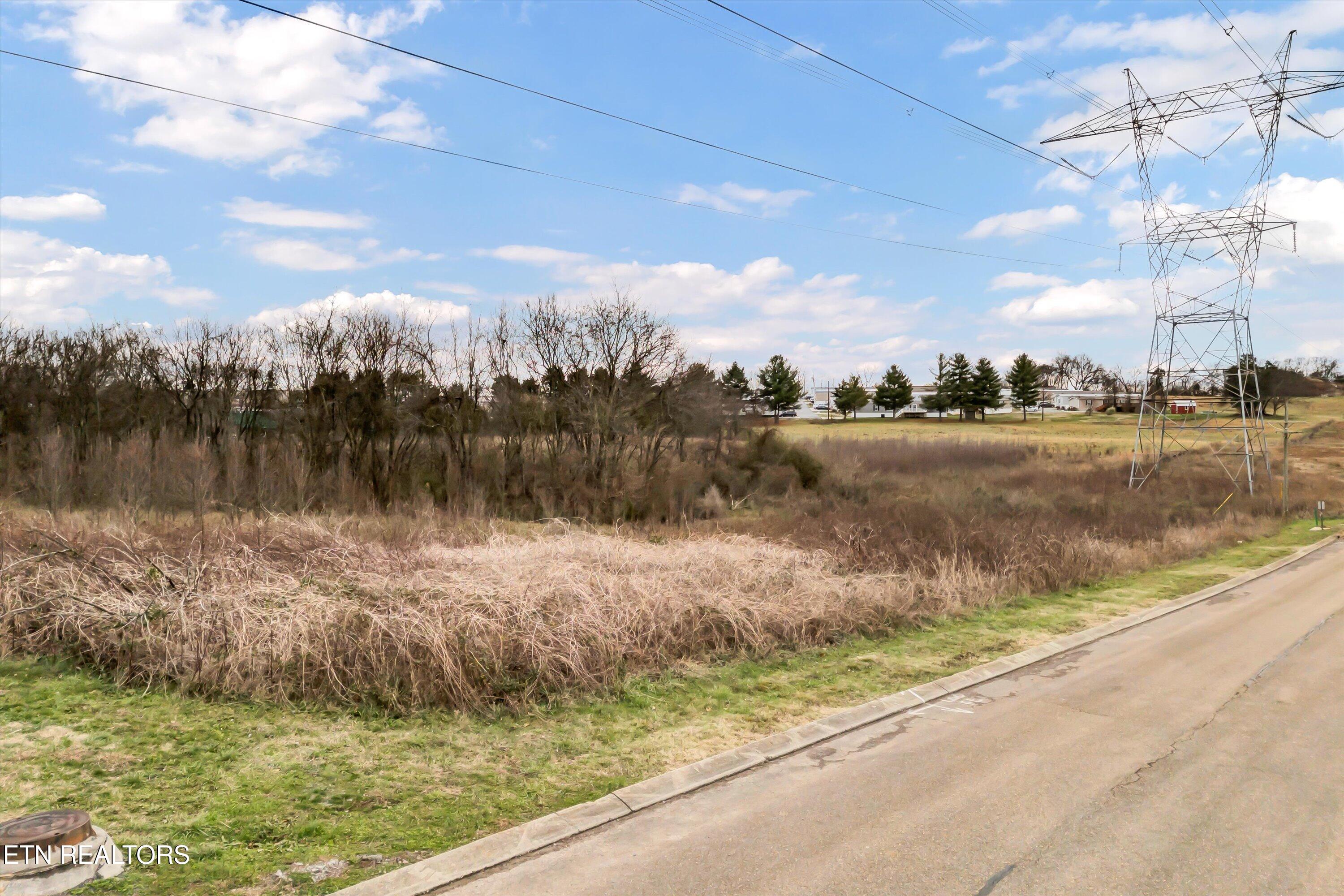 Brookdale Rd Property Photo 3