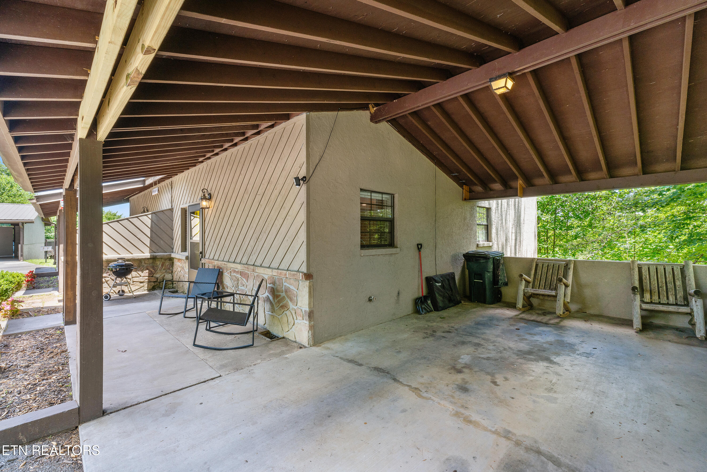 3933 Dollys Drive Property Photo 24