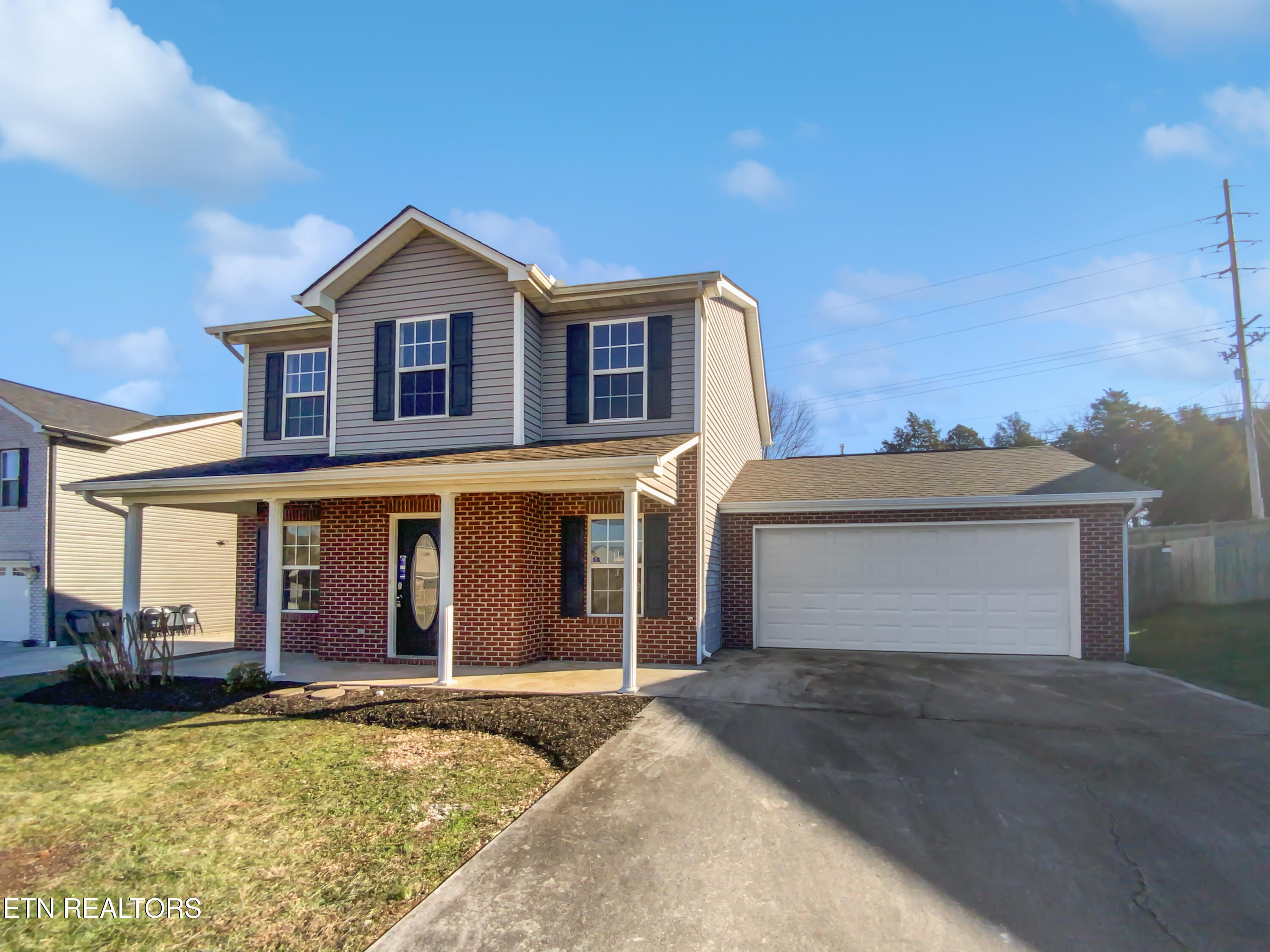 6808 Blue Jay Lane Property Photo