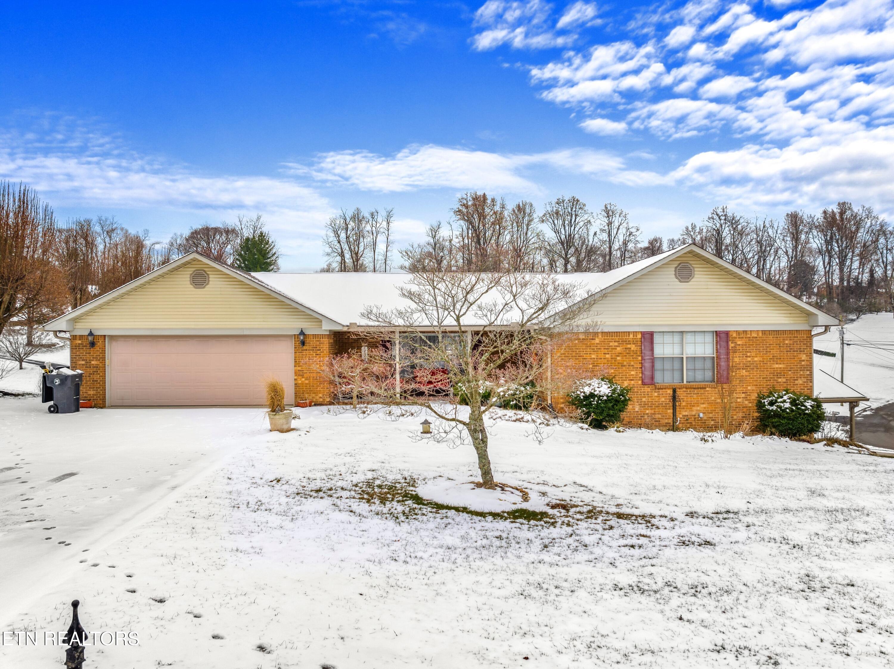 4510 Yorkshire Ln Property Photo