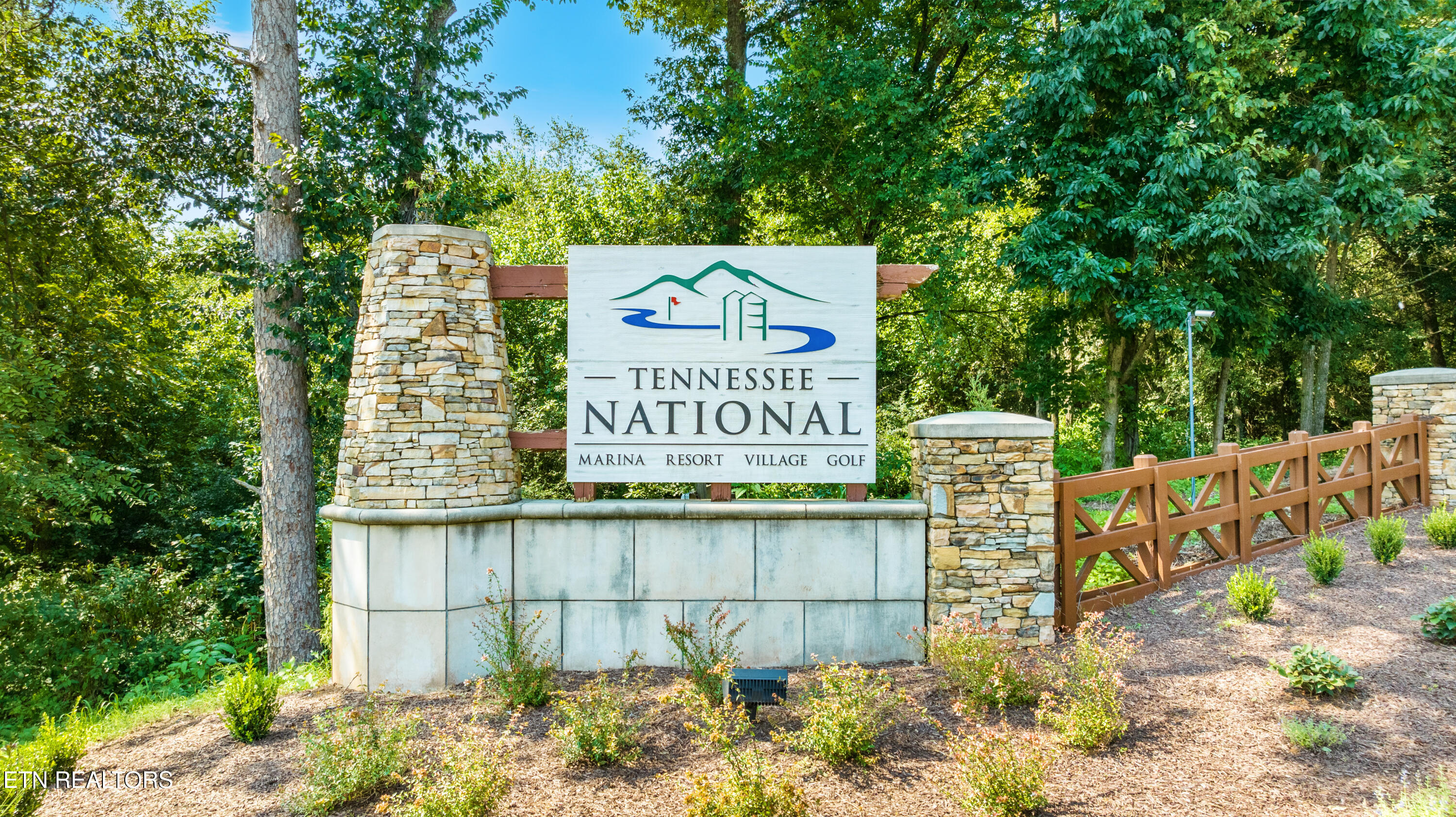 958 Black Bear Circle Property Photo 13