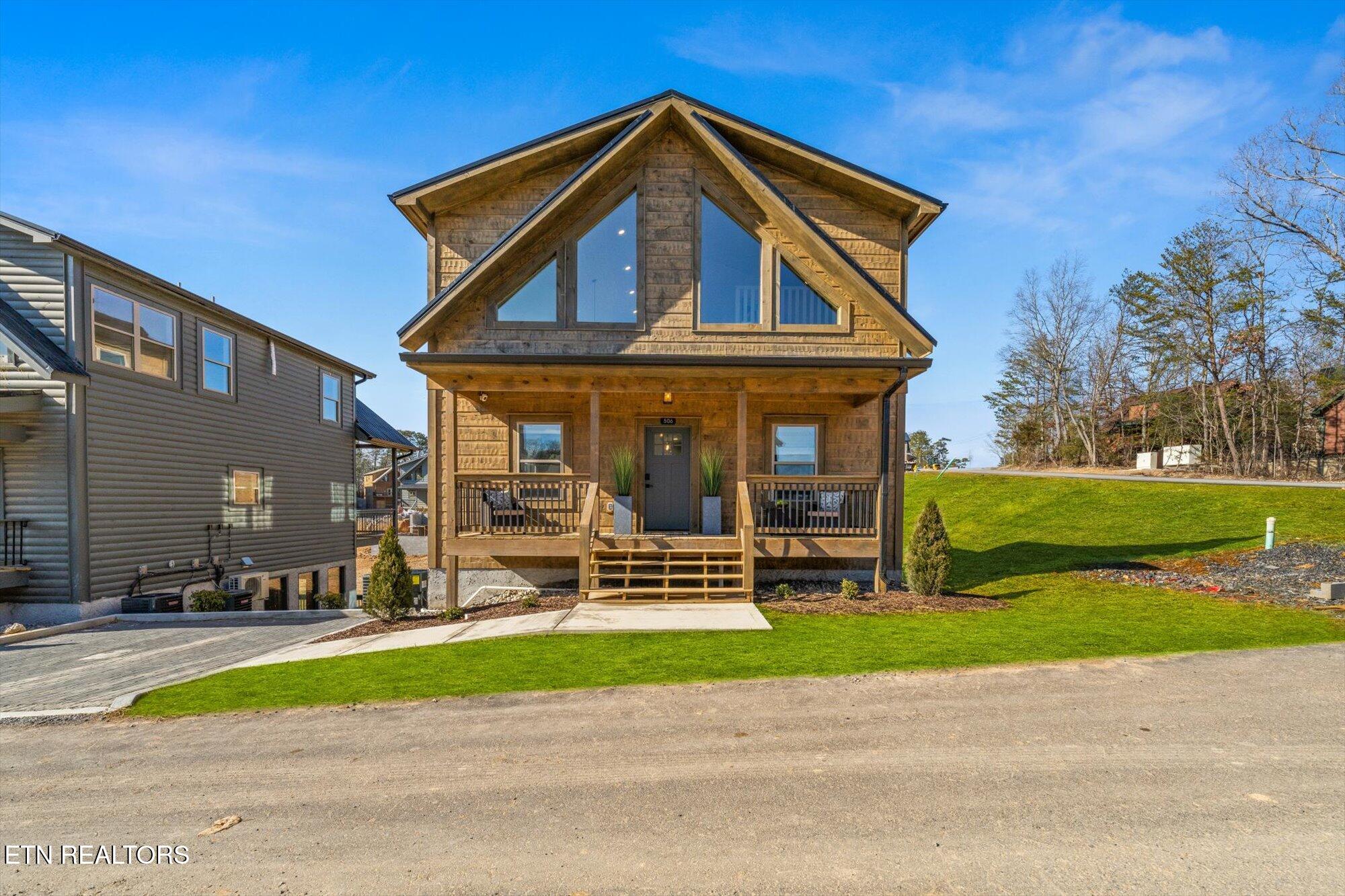 506 Warbonnet Way Property Photo