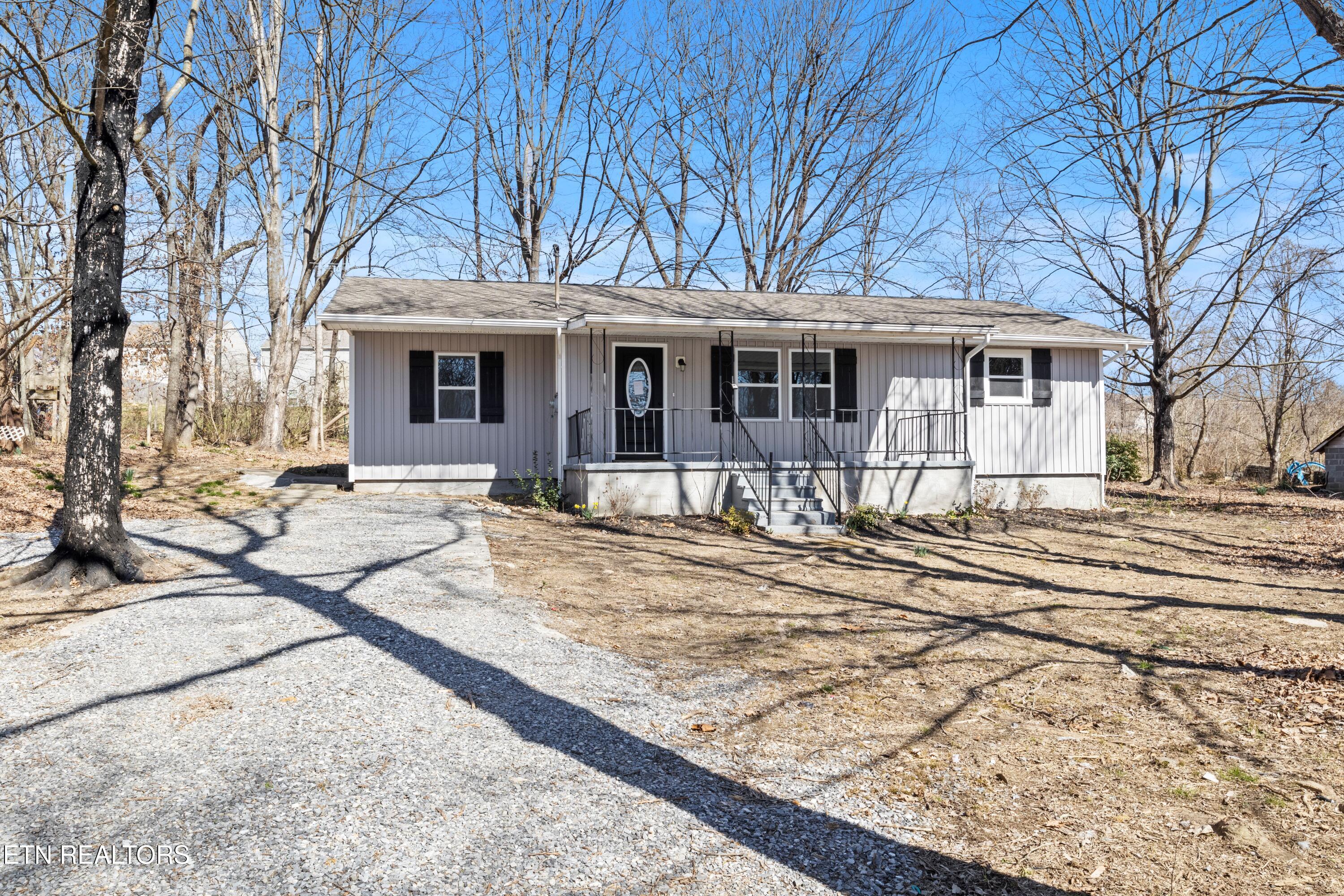 2102 Montvale Rd Property Photo