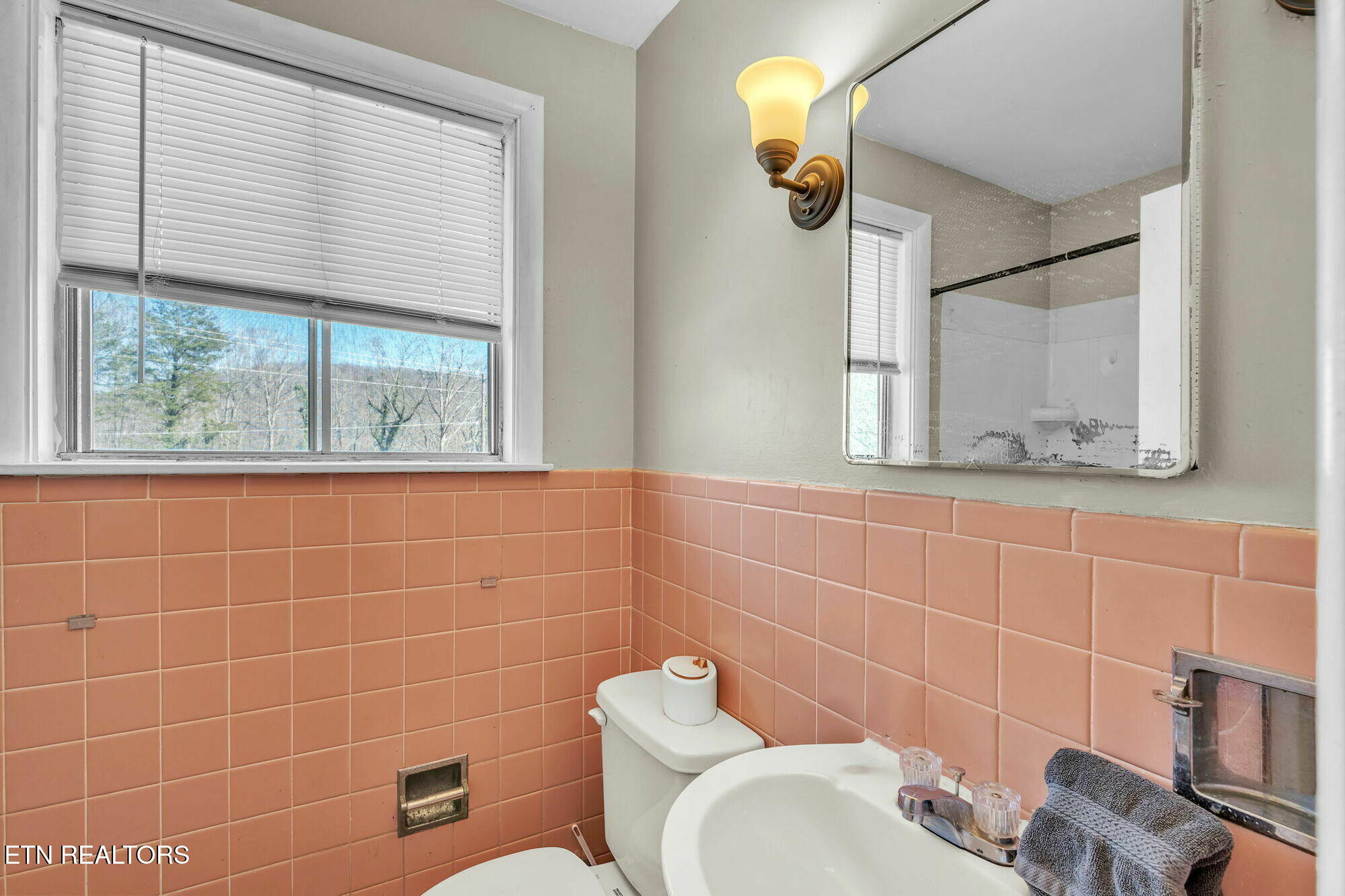 127 Upper Airbase Lane Property Photo 18