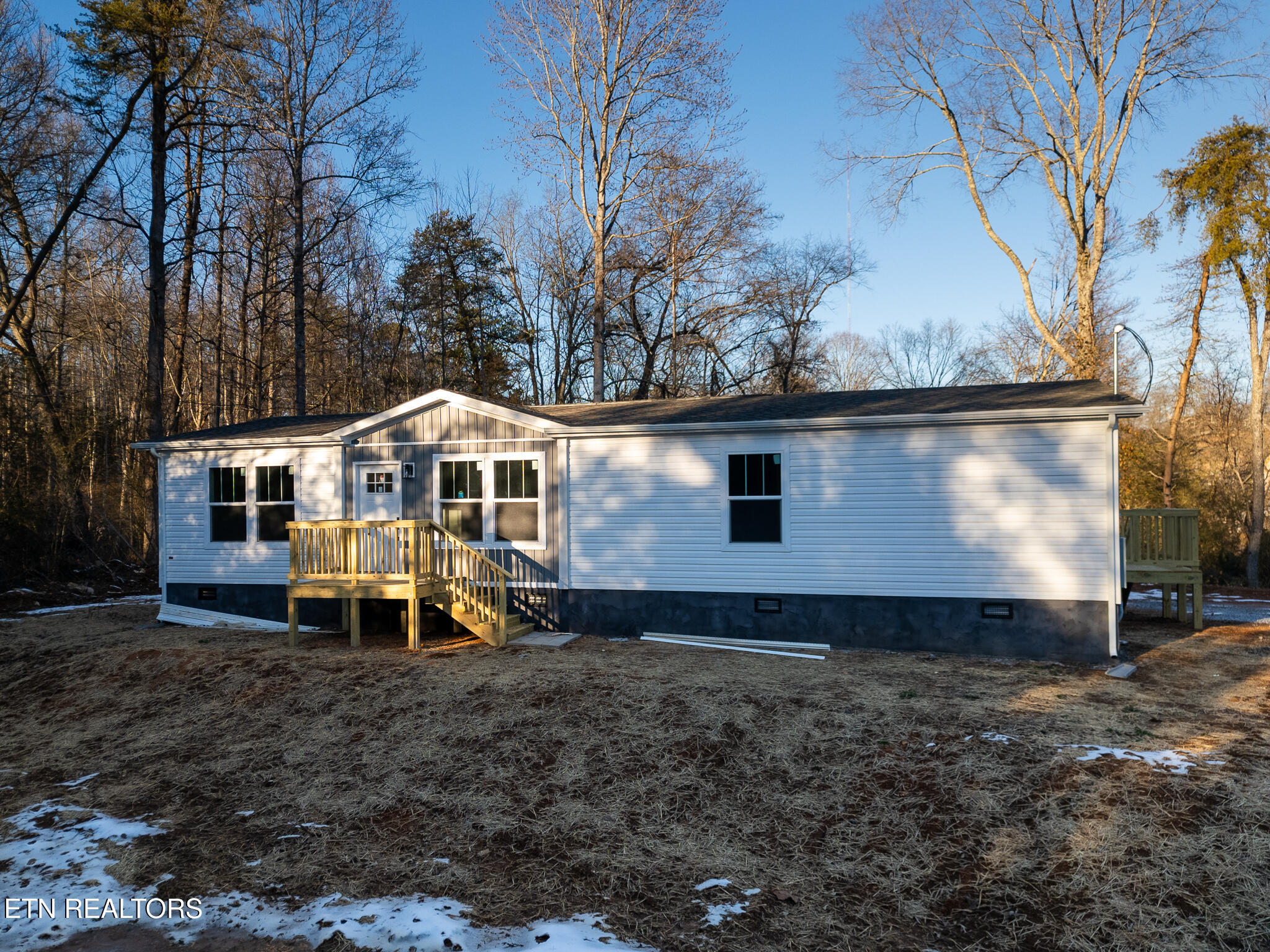 105 Highland Ave Property Photo