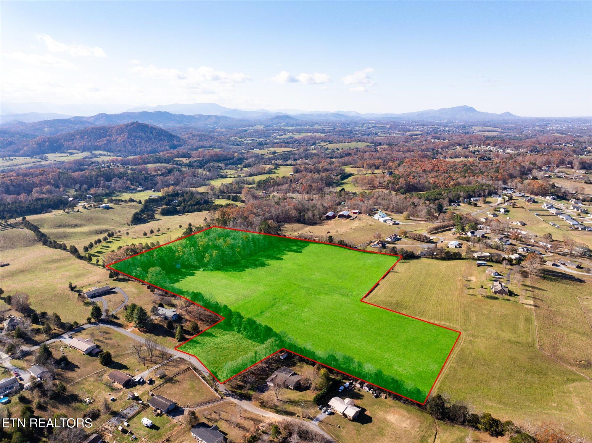 000 Smoky Mountain View Drive Property Photo 3