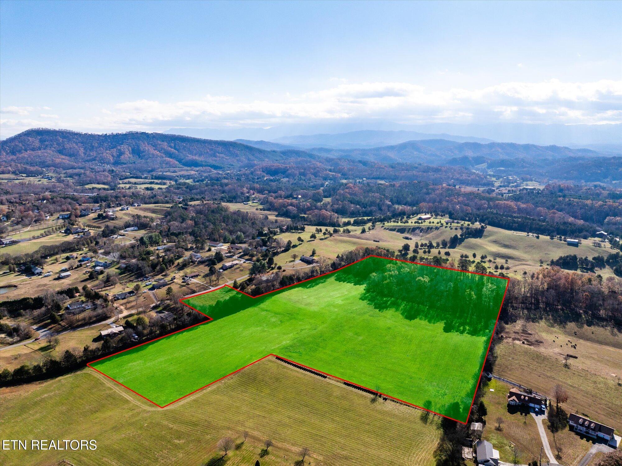 000 Smoky Mountain View Drive Property Photo 7