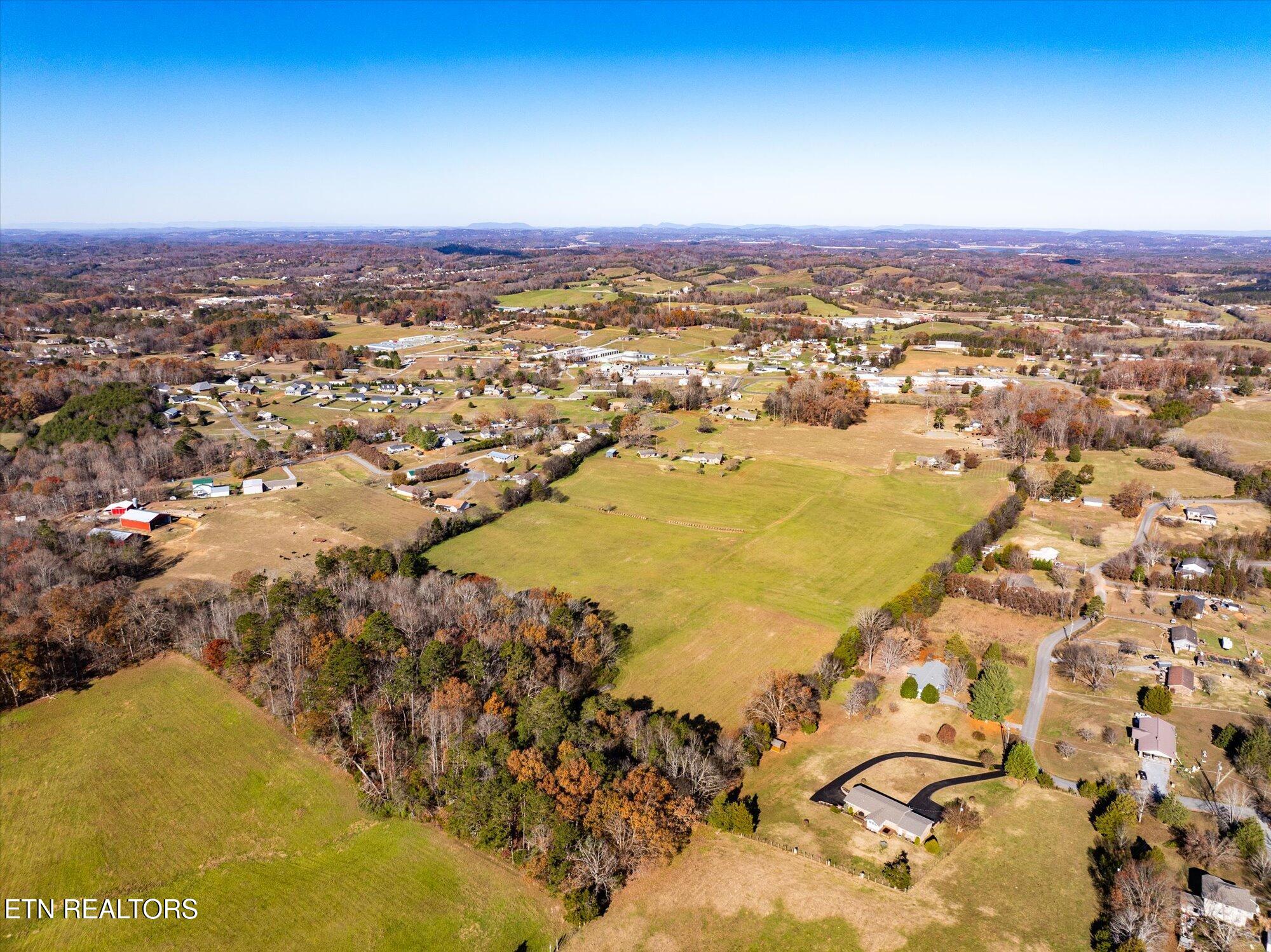 000 Smoky Mountain View Drive Property Photo 16