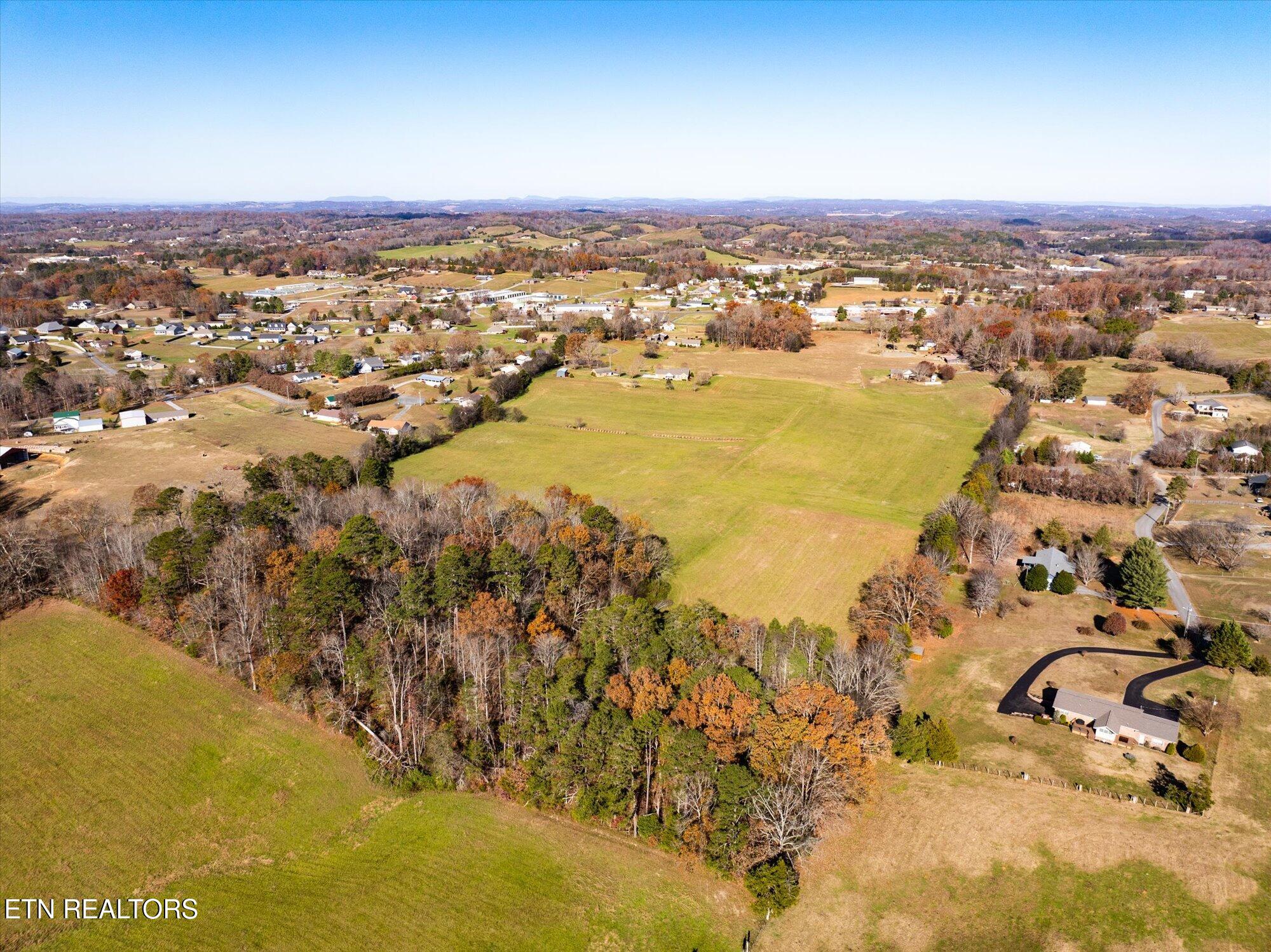 000 Smoky Mountain View Drive Property Photo 18