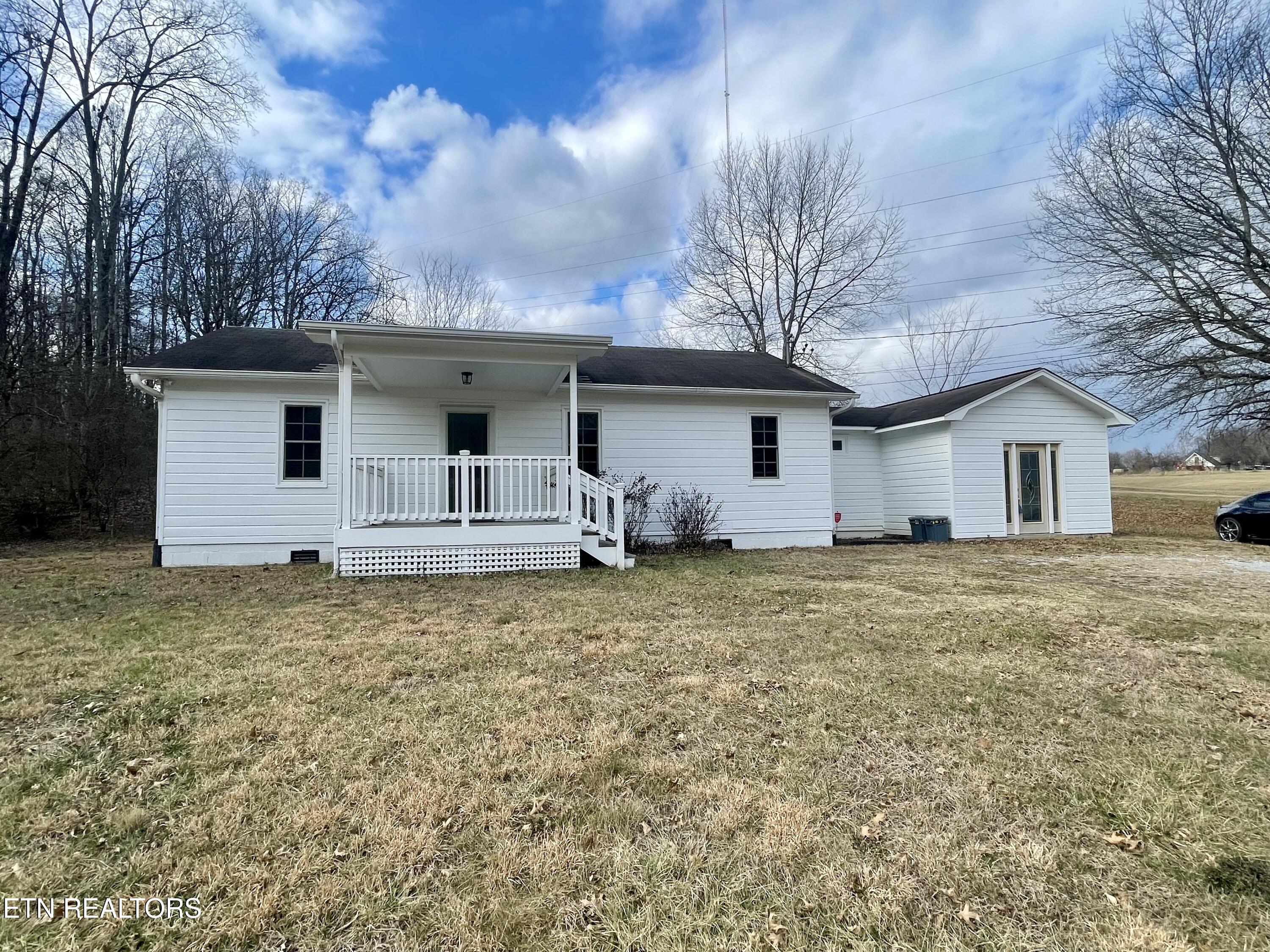 10805 Rutledge Pike Property Photo