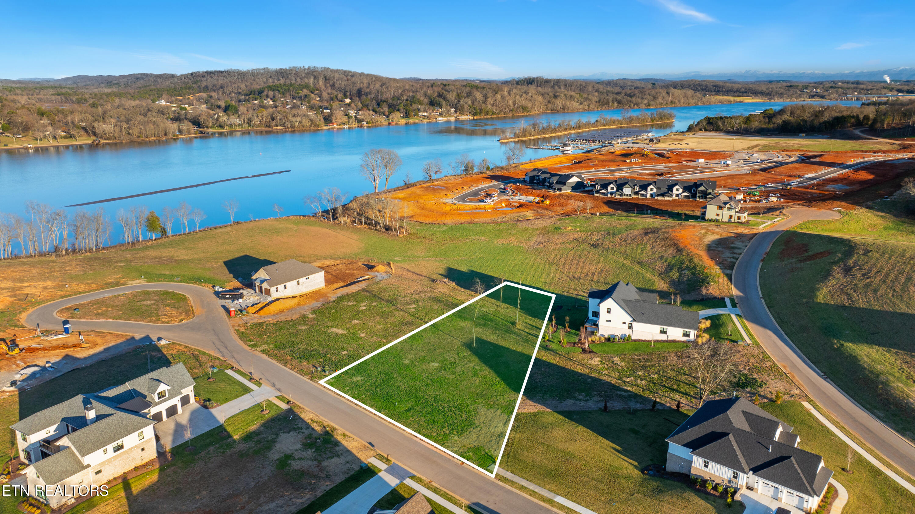 5220 Old Club Rd Property Photo 1