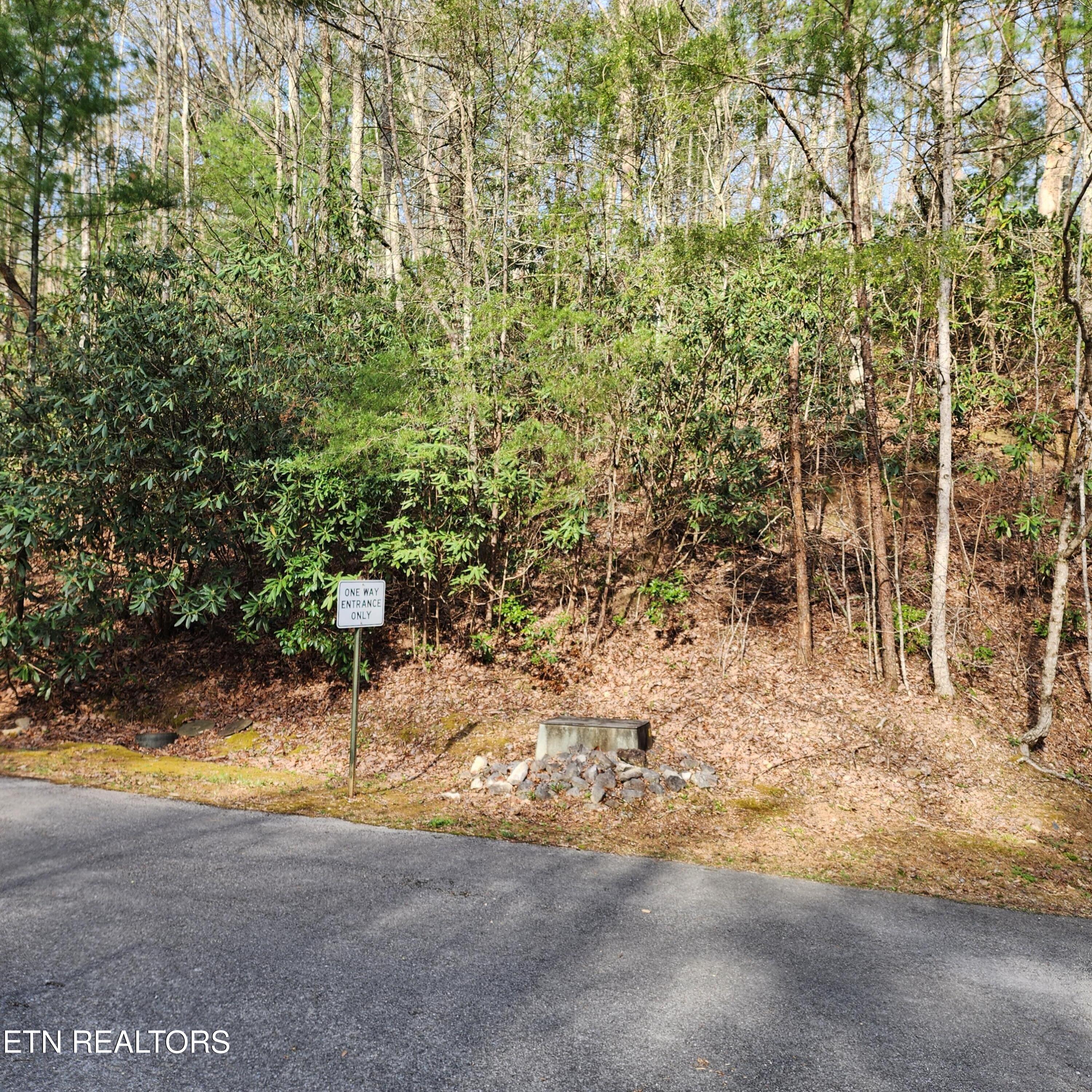 116 Stonegate Way Property Photo 1