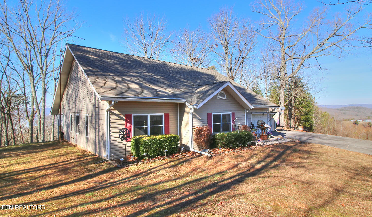 1060 Spruce Drive Property Photo