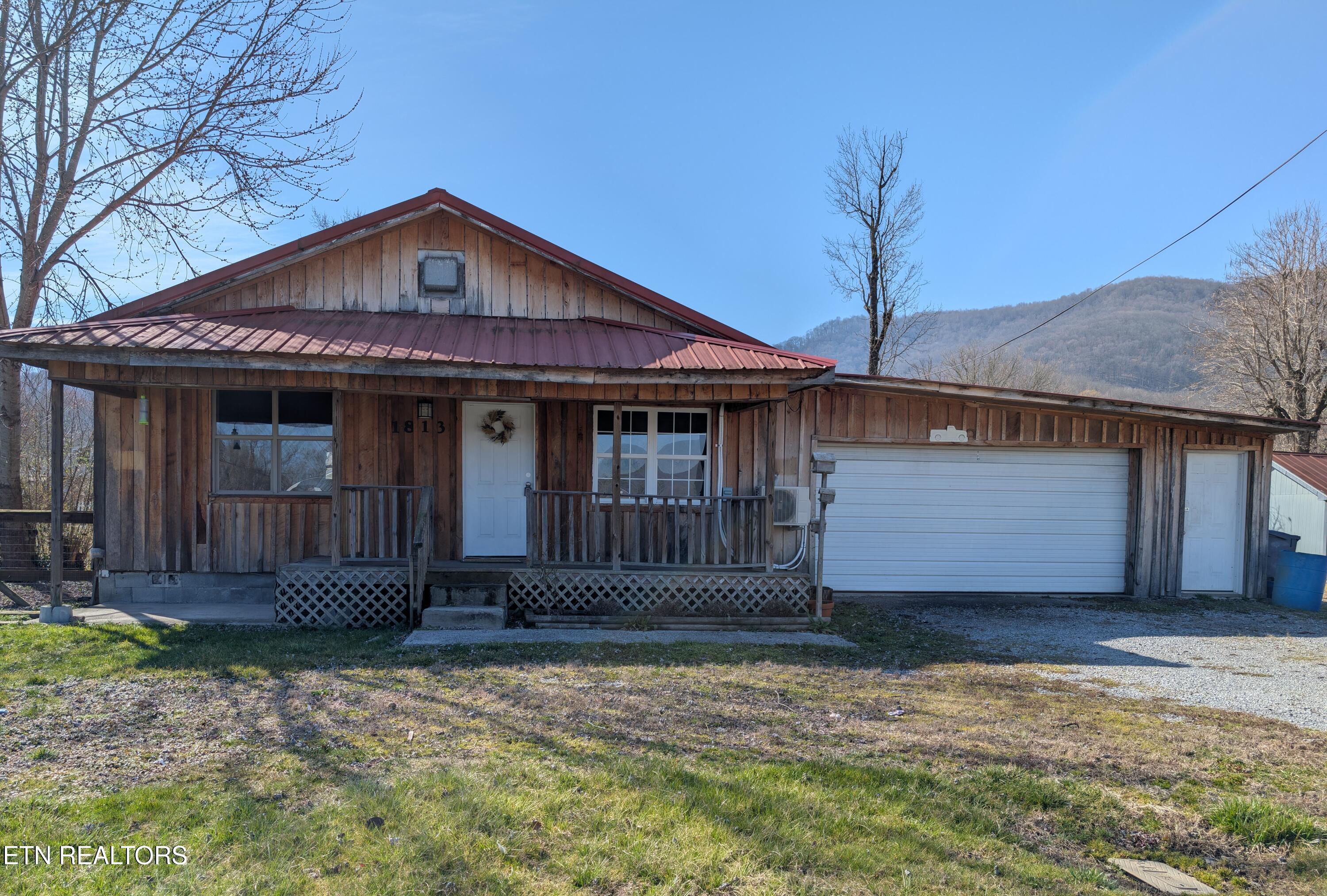 1813 Winchester Ave Property Photo