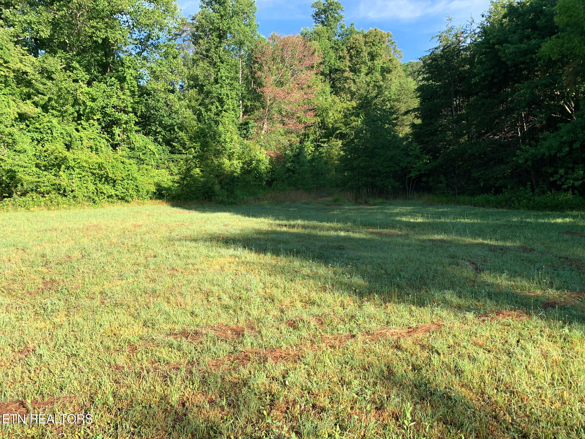Lake City Hwy Property Photo 3