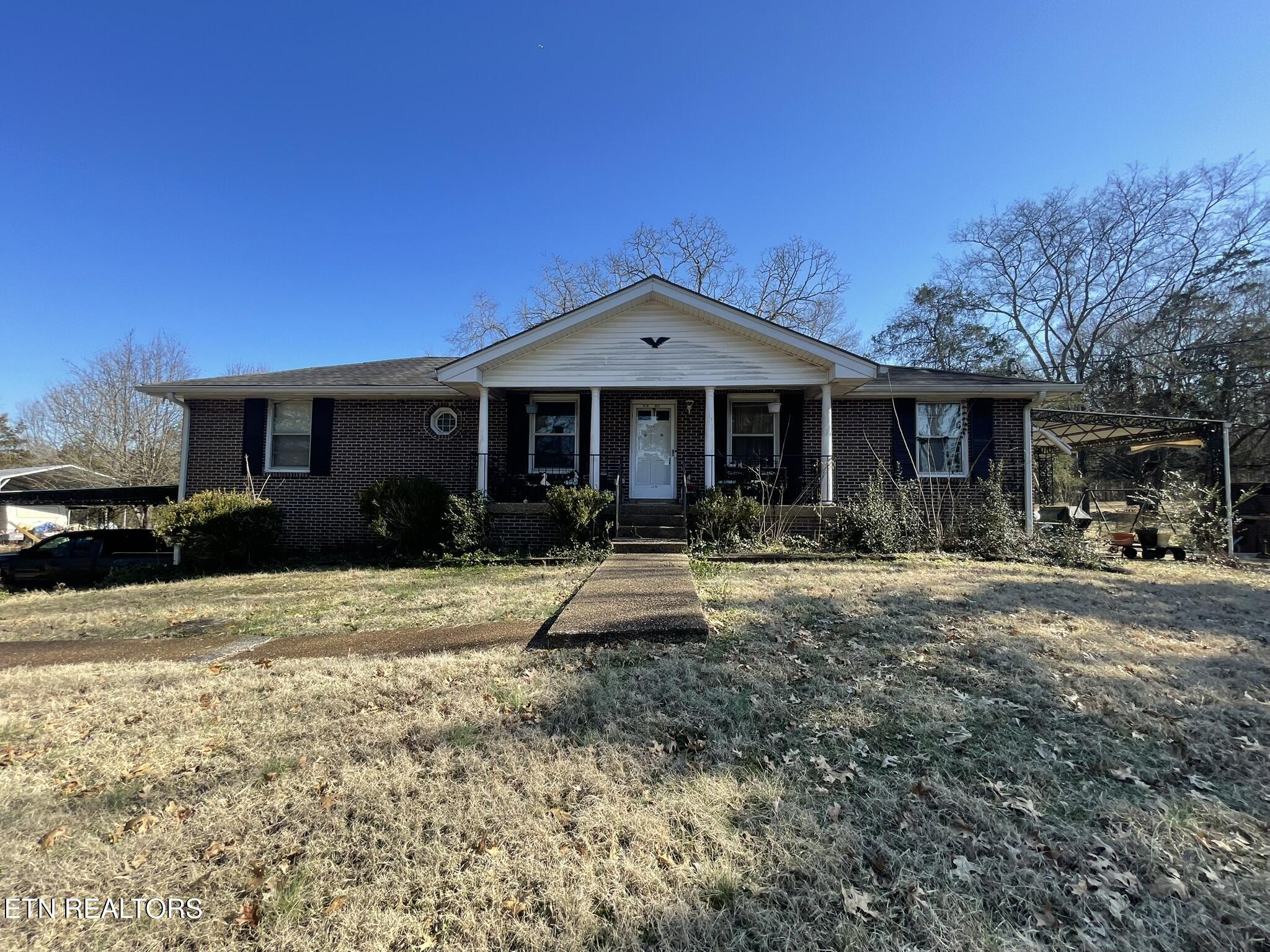 37090 Real Estate Listings Main Image