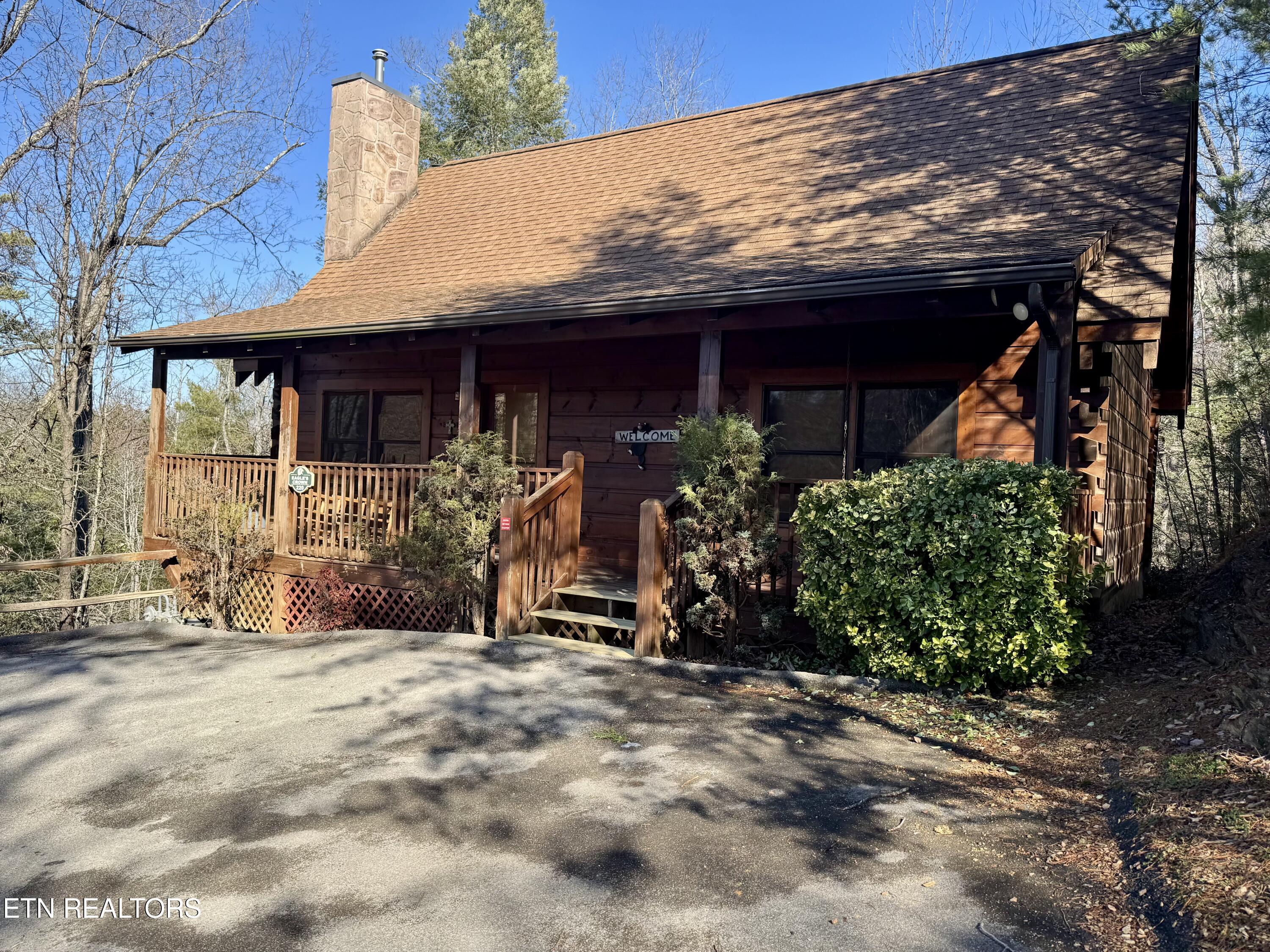 727 Golden Eagle Way Property Photo 1