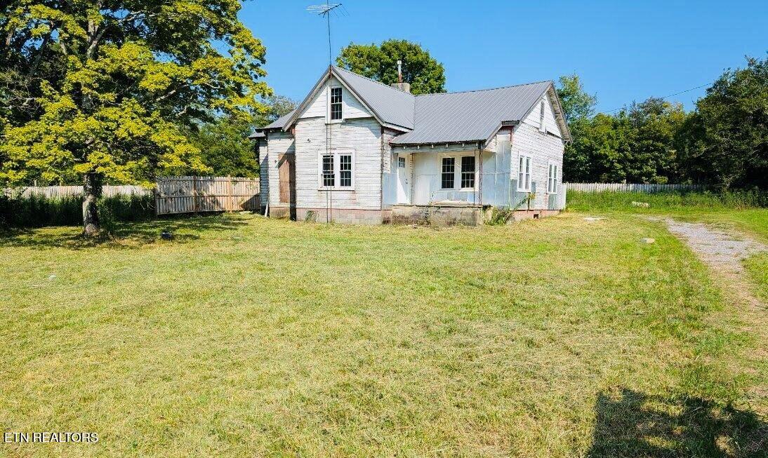 2084 Highway 11 Property Photo