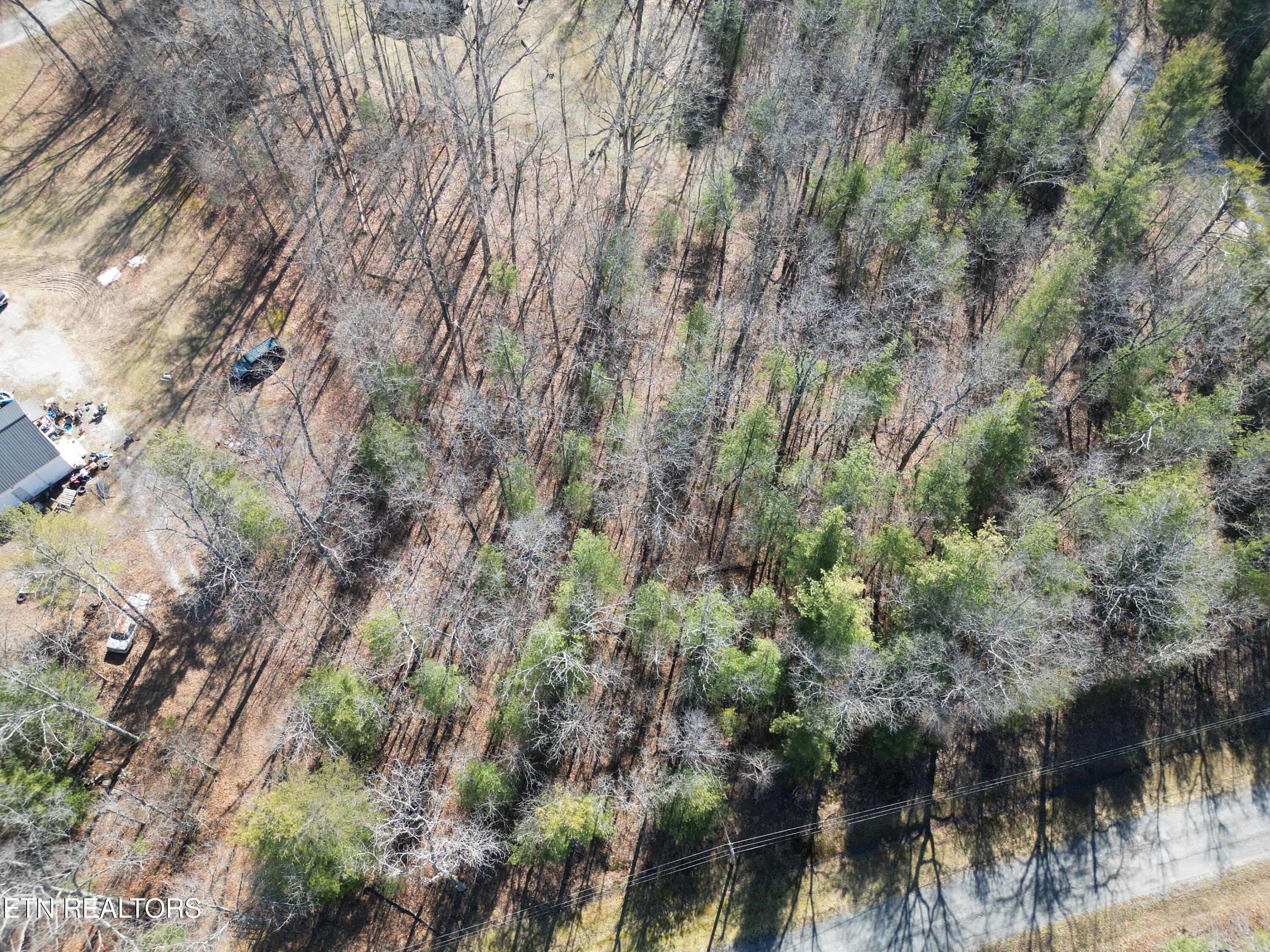 6119 Seneca Tr Property Photo 2