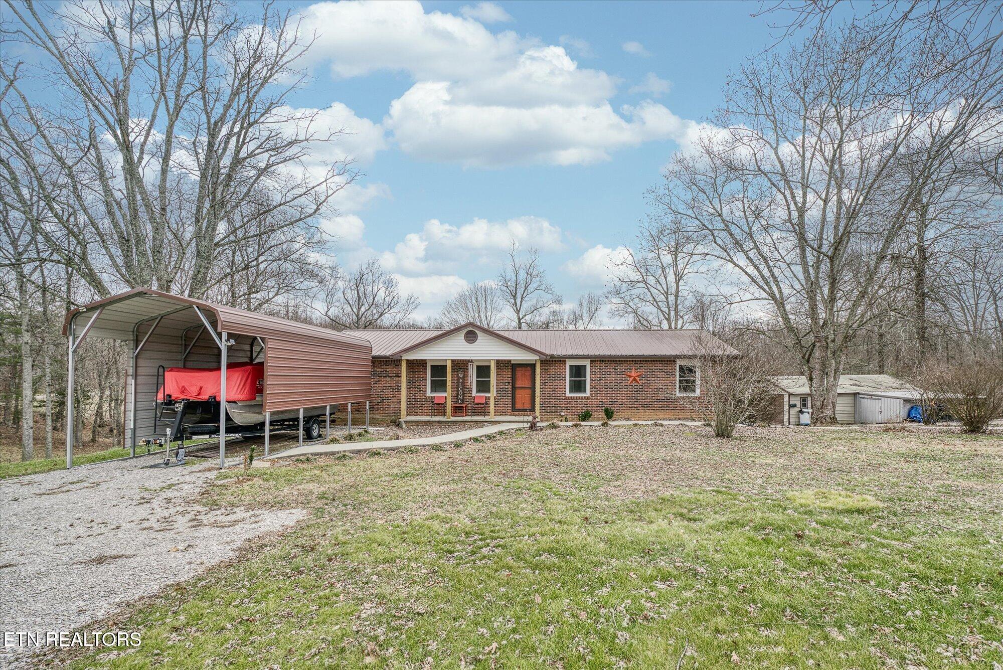818 Fox Ridge Rd Property Photo