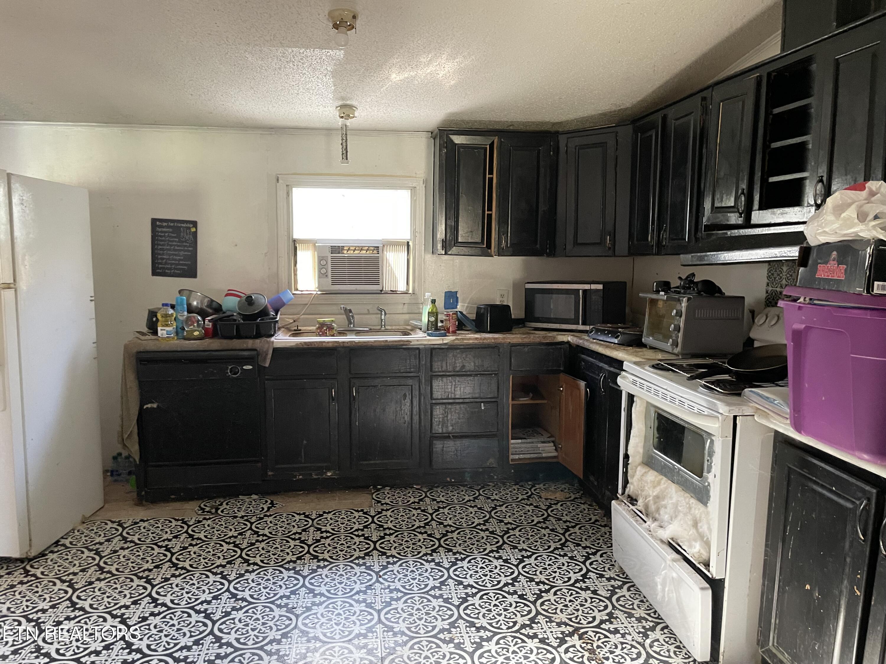 4589 Mount Carmel Rd Property Photo 1