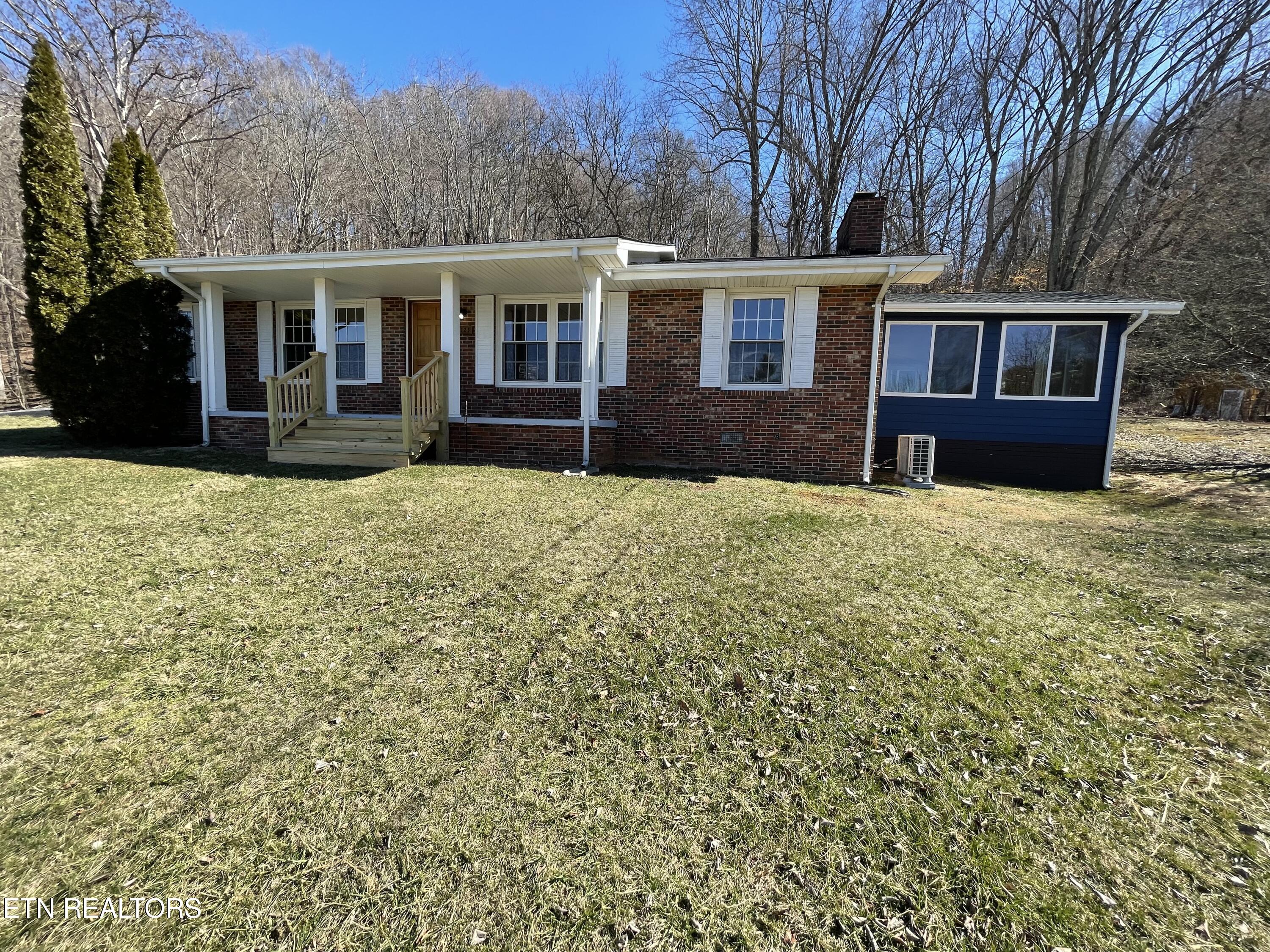 1125 Eastbrook Drive Property Photo