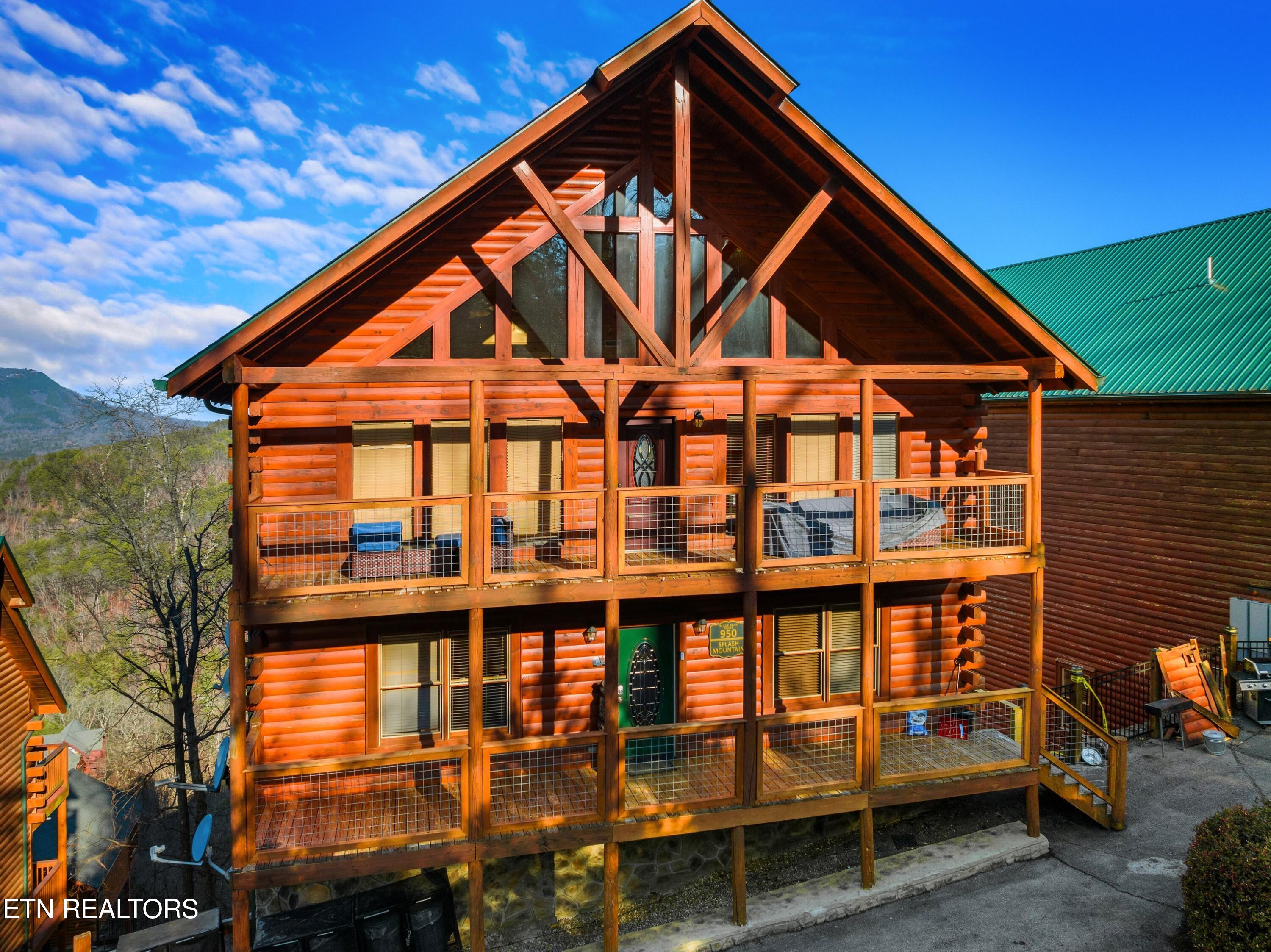 950 Black Bear Cub Way Property Photo