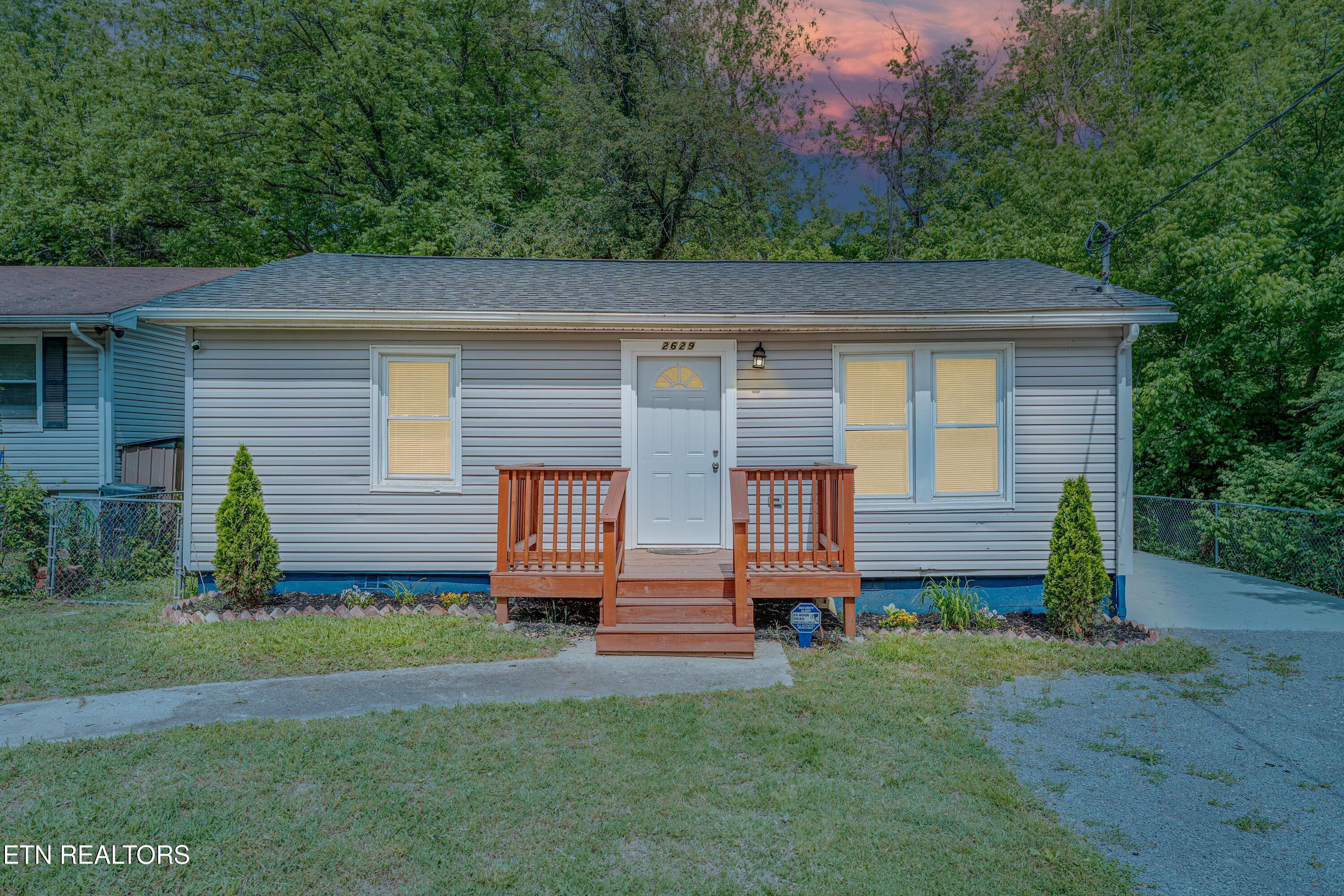 2629 Wilson Ave Property Photo