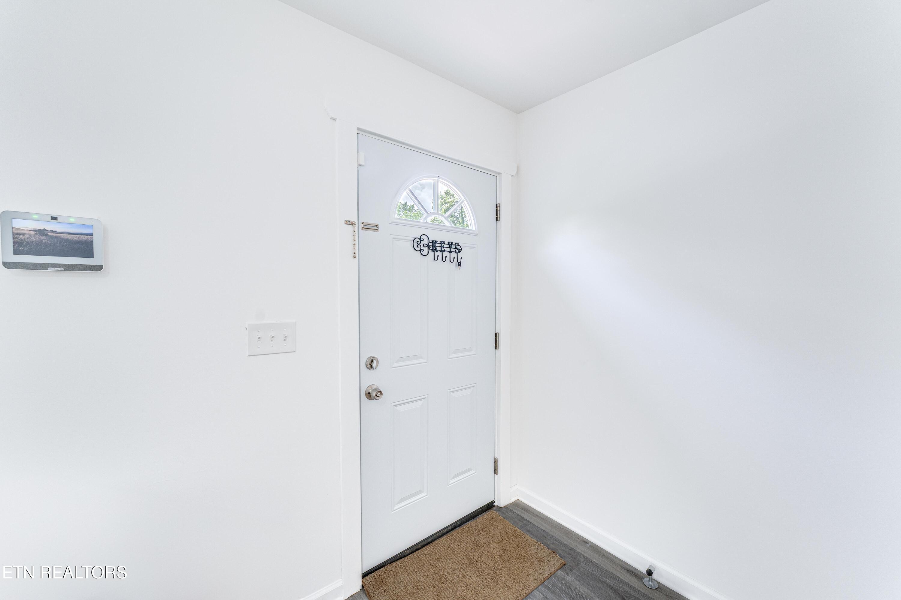 2629 Wilson Ave Property Photo 3