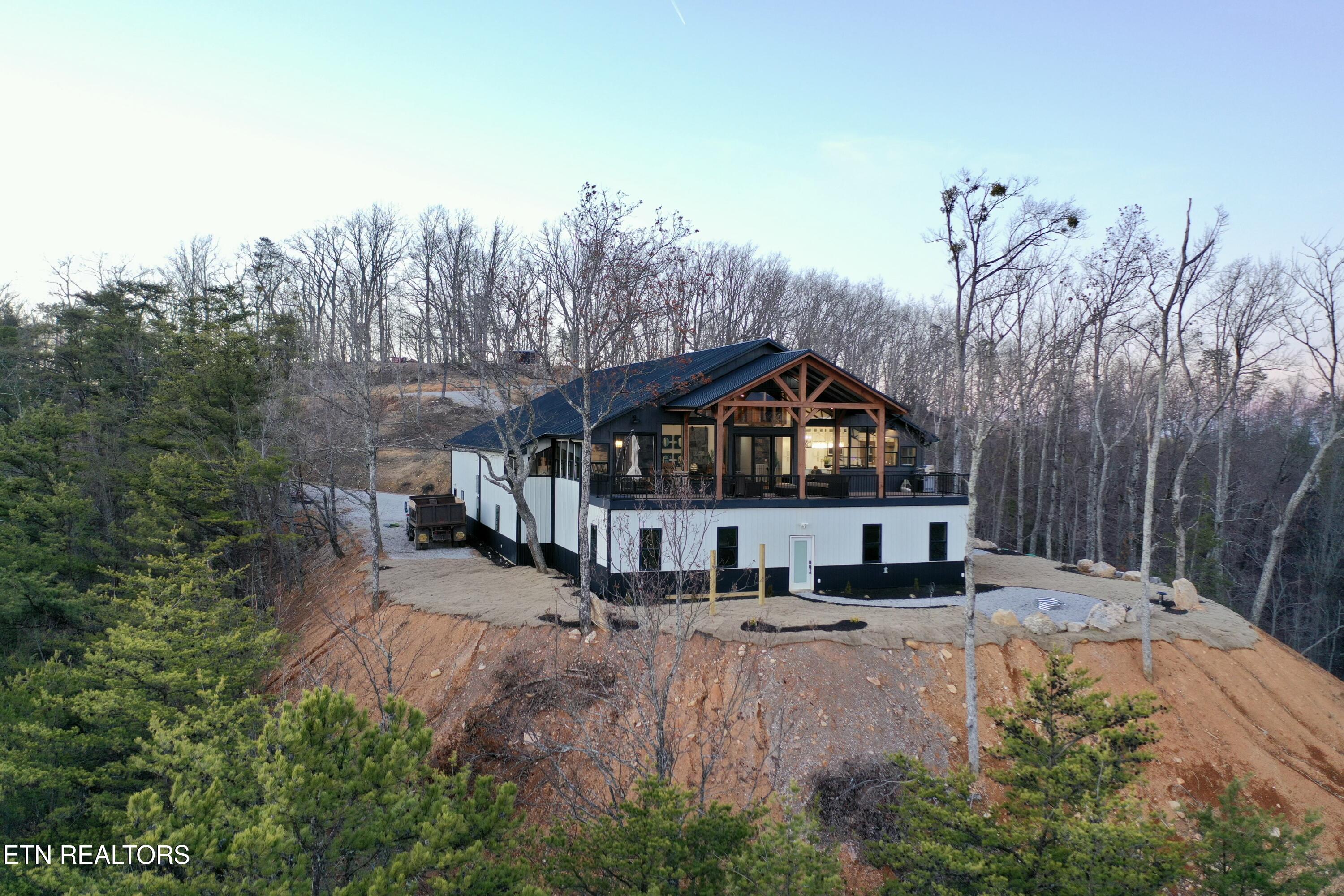 550 Steer Creek Rd Property Photo