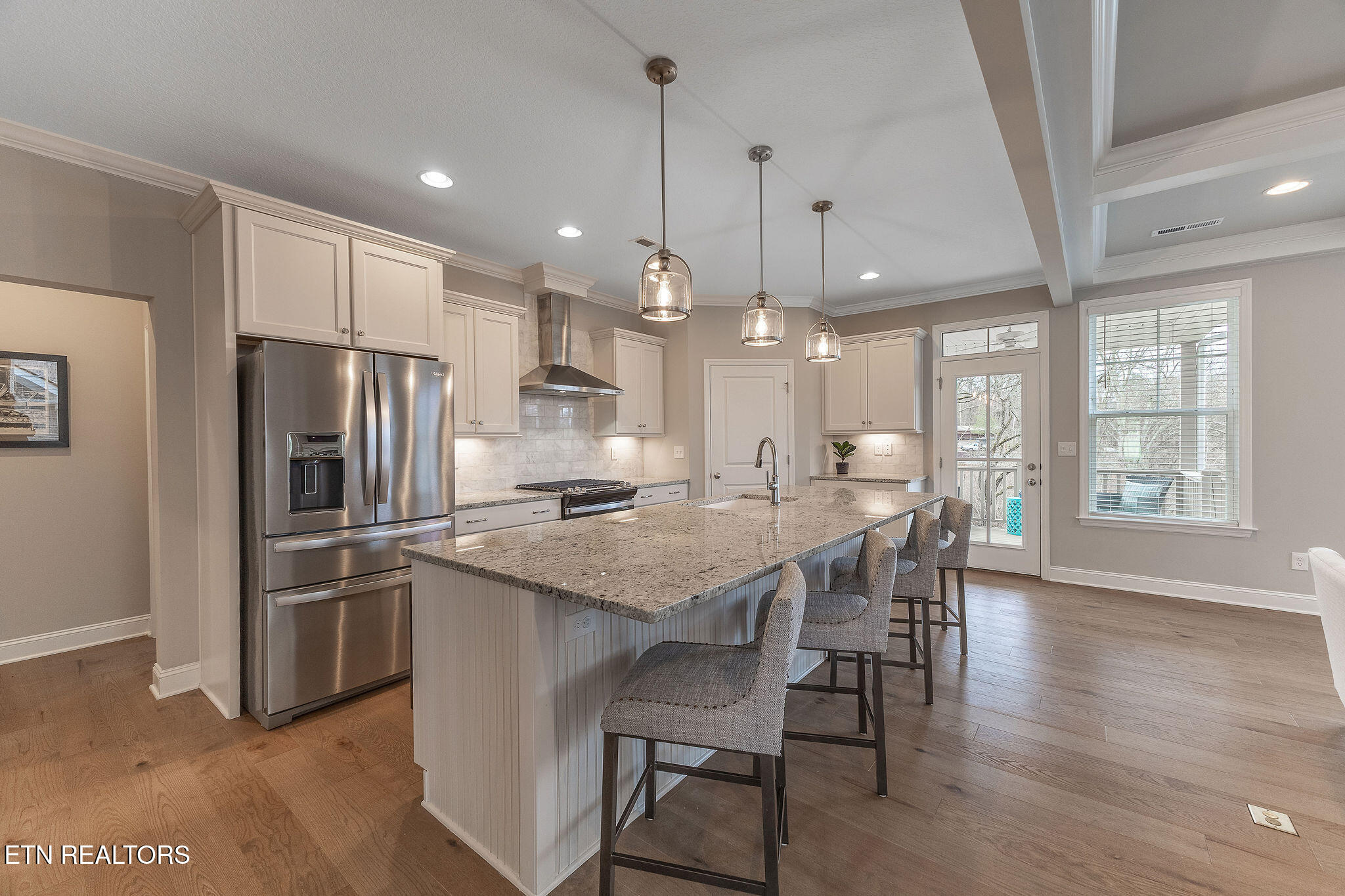 1819 English Ivy Lane Property Photo 8