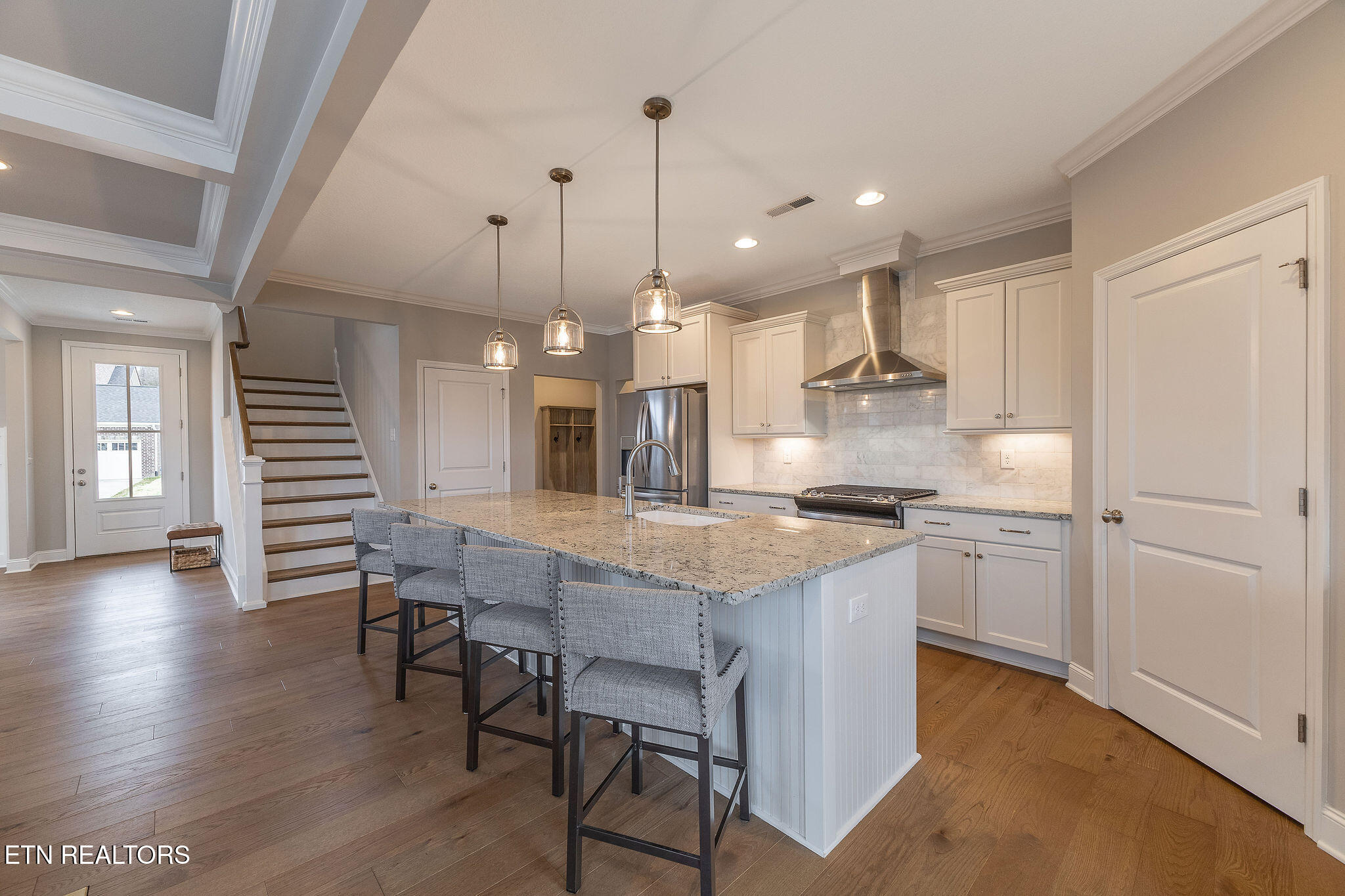 1819 English Ivy Lane Property Photo 10
