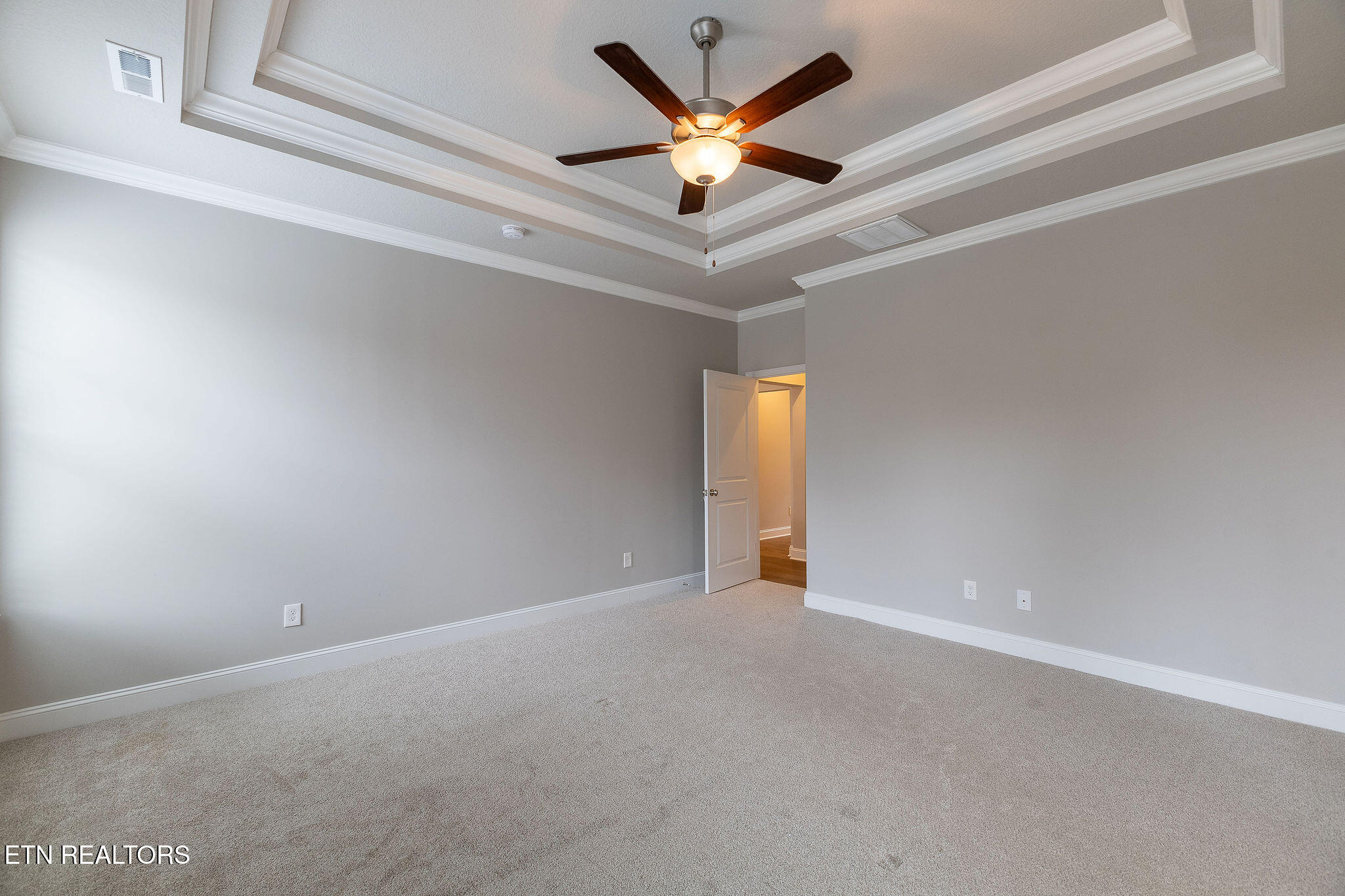 1819 English Ivy Lane Property Photo 15