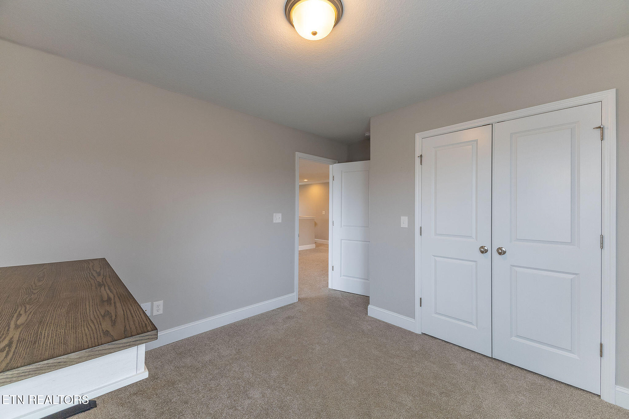 1819 English Ivy Lane Property Photo 25