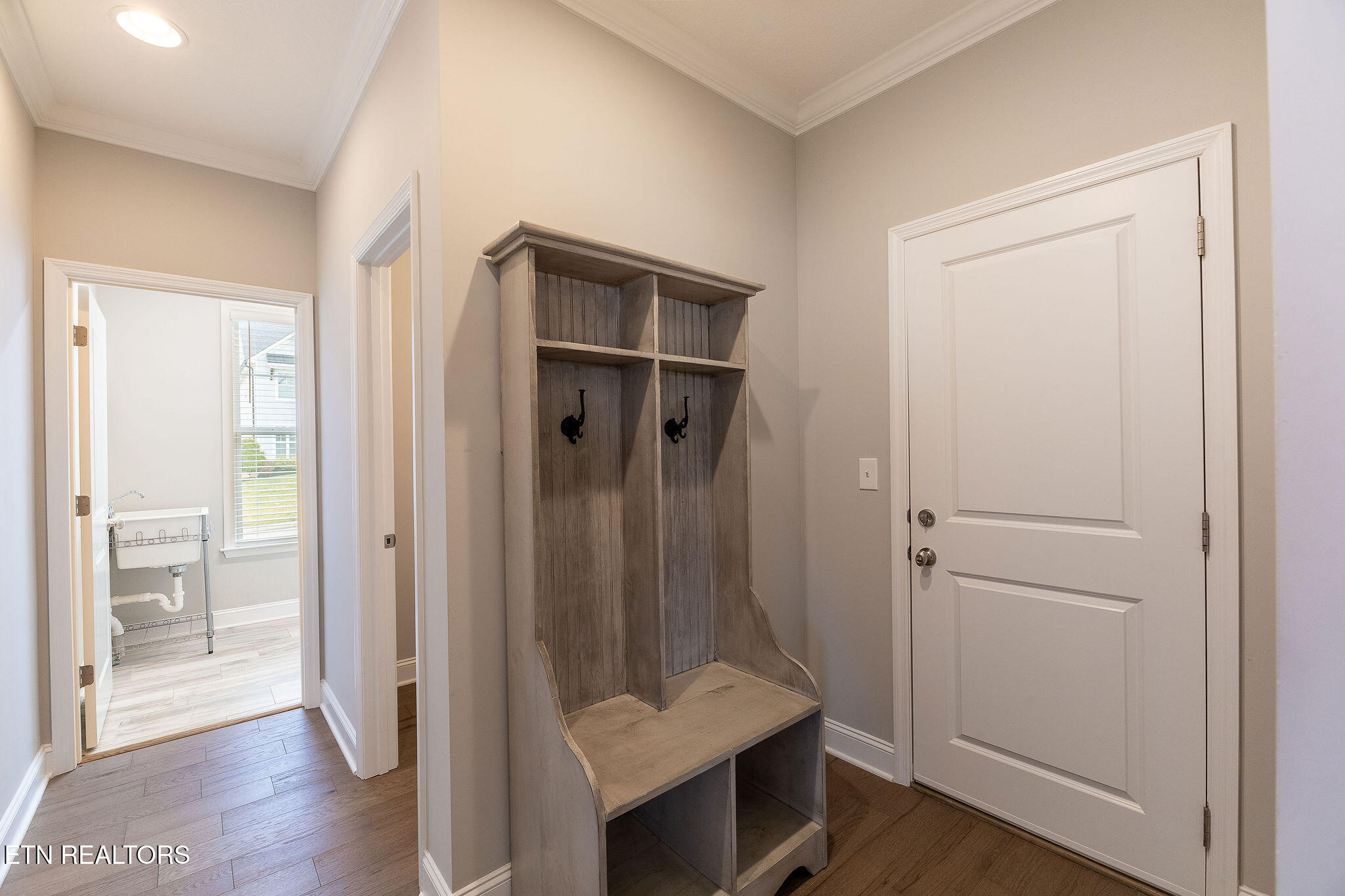 1819 English Ivy Lane Property Photo 29