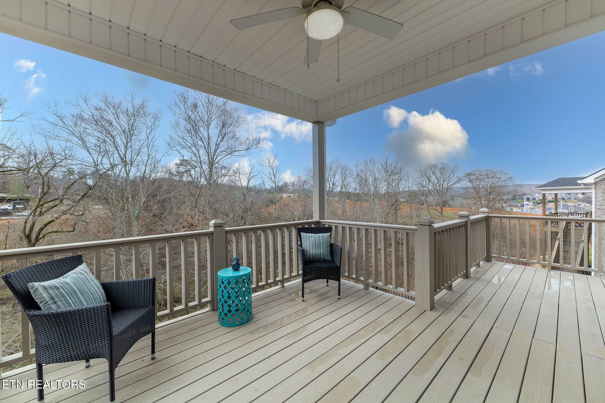 1819 English Ivy Lane Property Photo 32