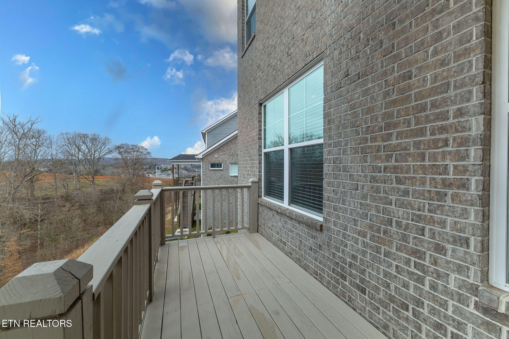 1819 English Ivy Lane Property Photo 33