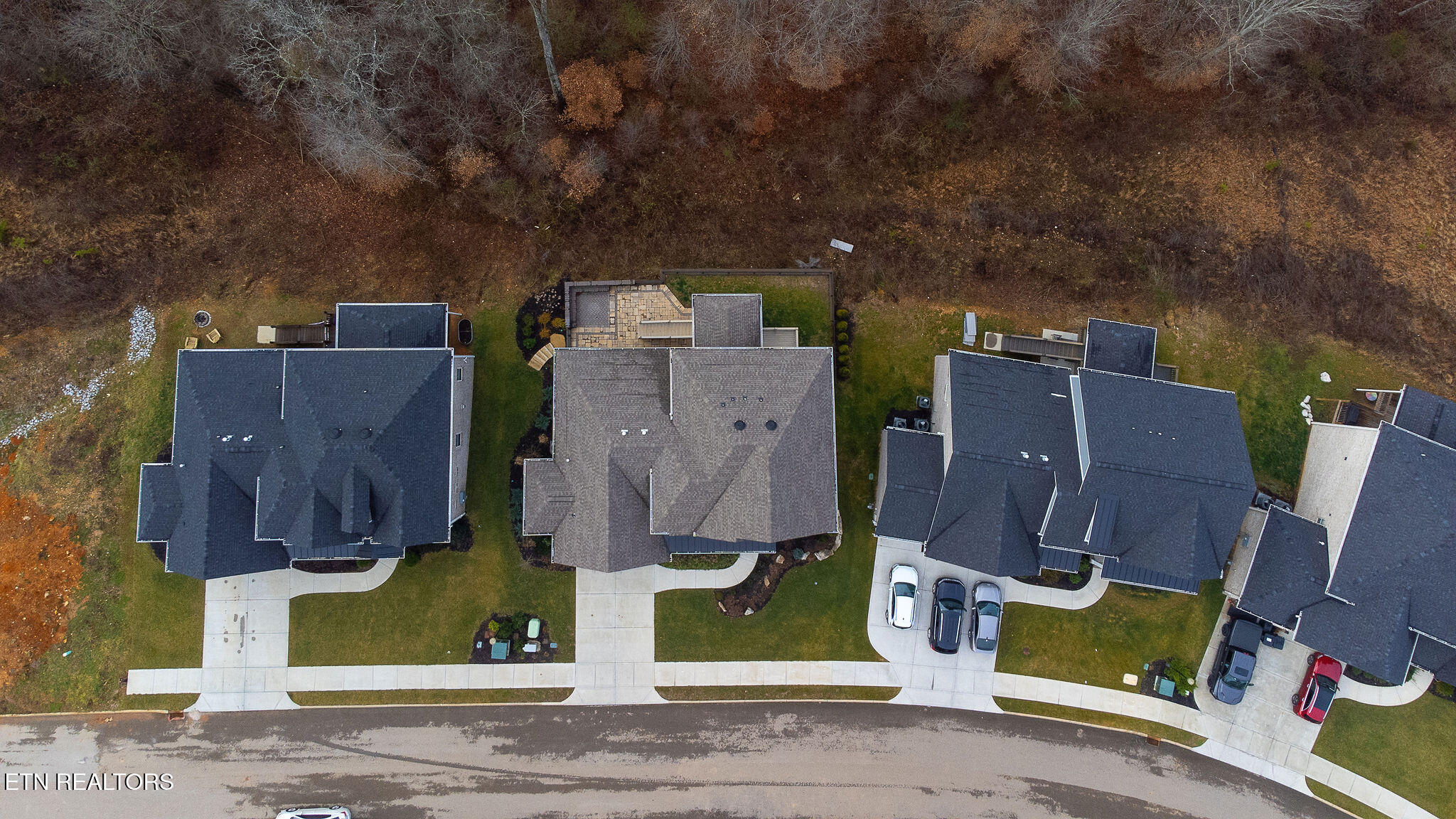 1819 English Ivy Lane Property Photo 48