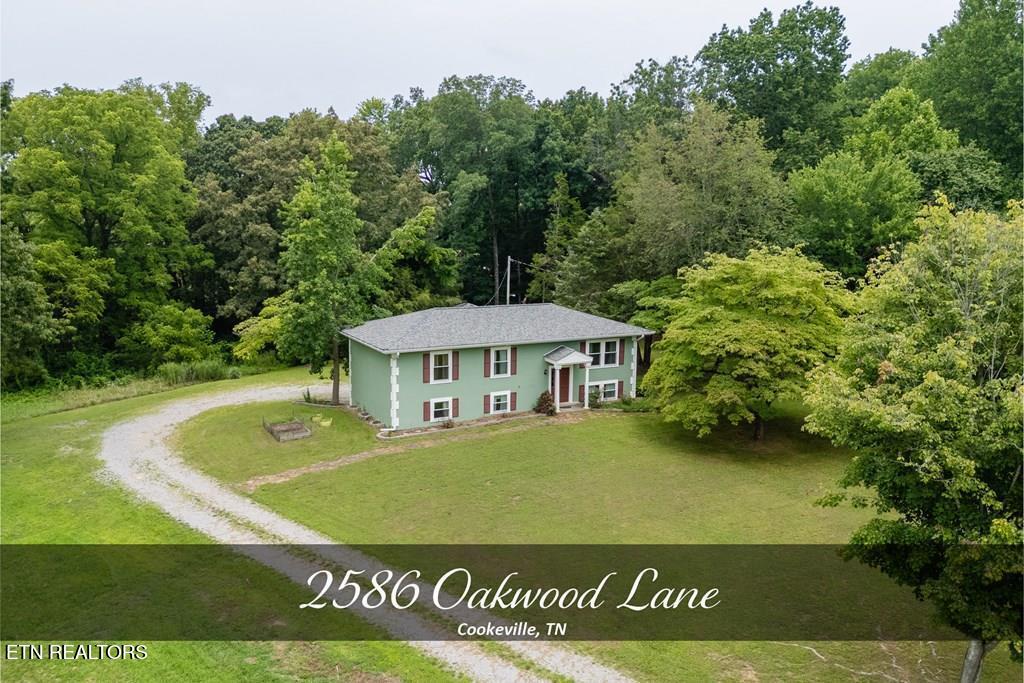 2586 Oakwood Lane Property Photo