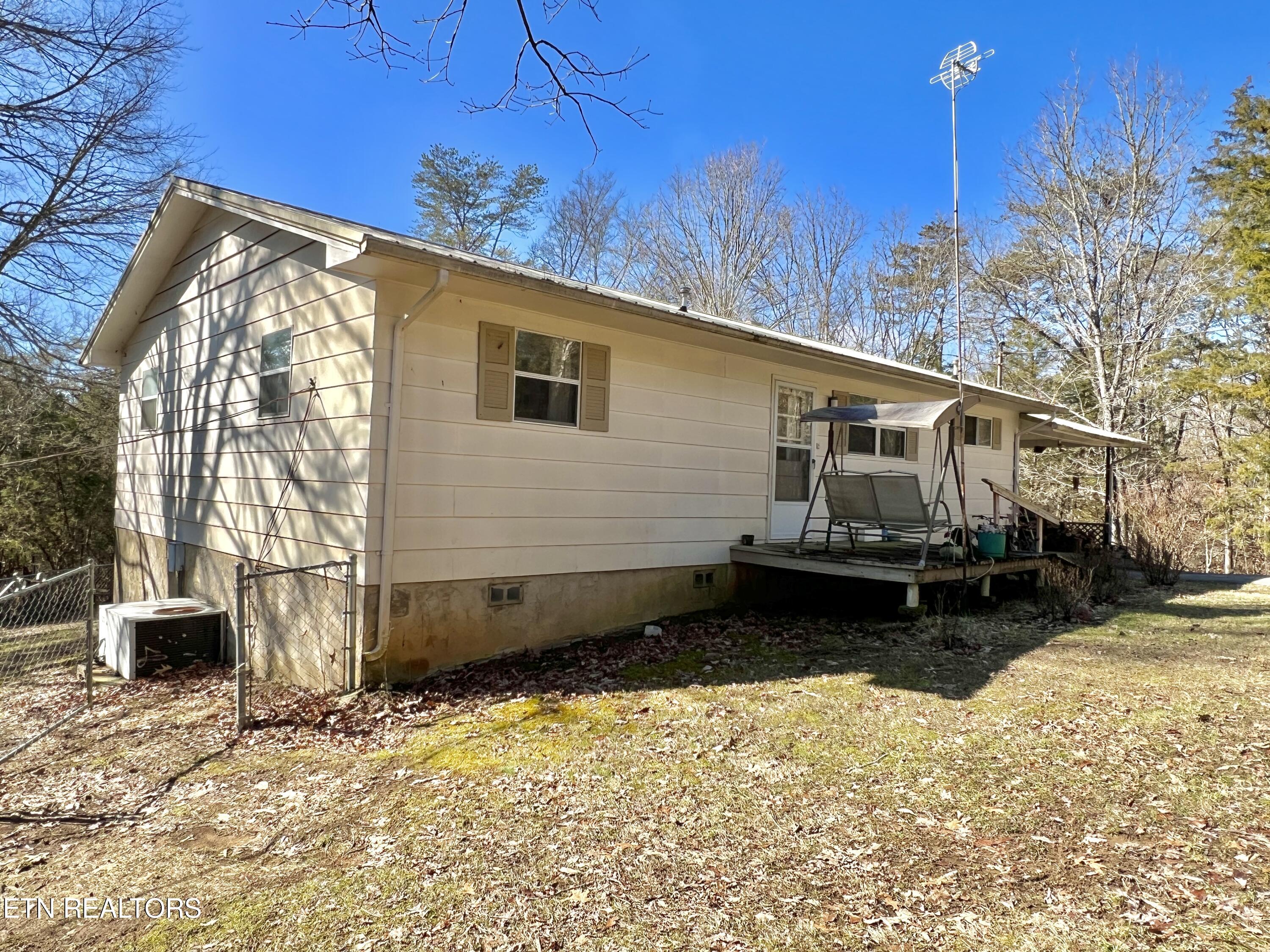 1803 Elkins Rd Property Photo 1