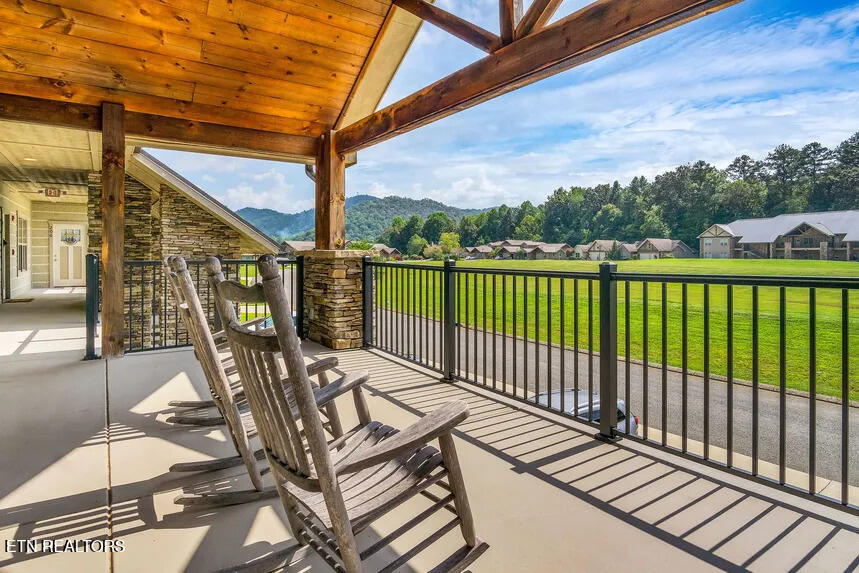 326 Shooting Star Loop Property Photo