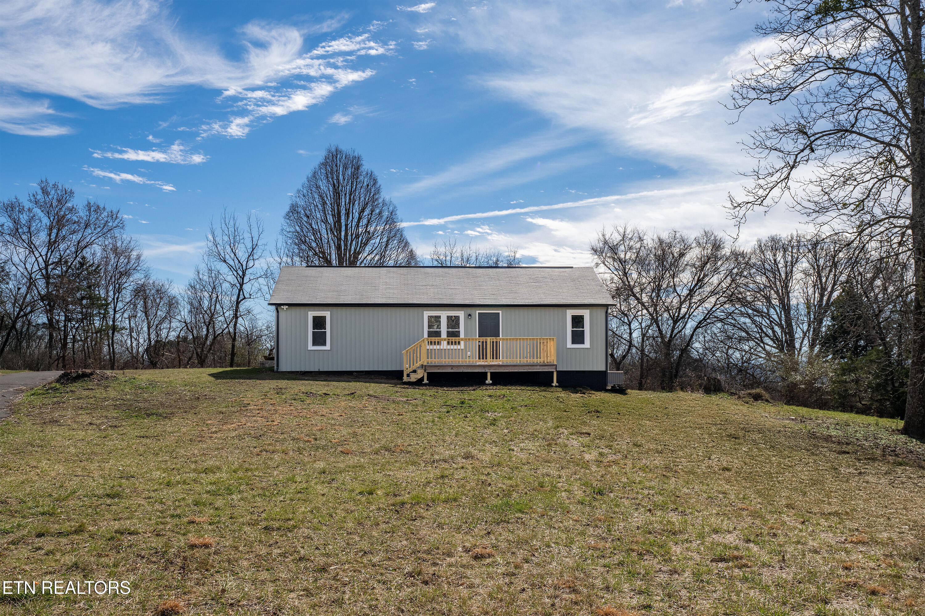 6324 Ridgeview Rd Property Photo