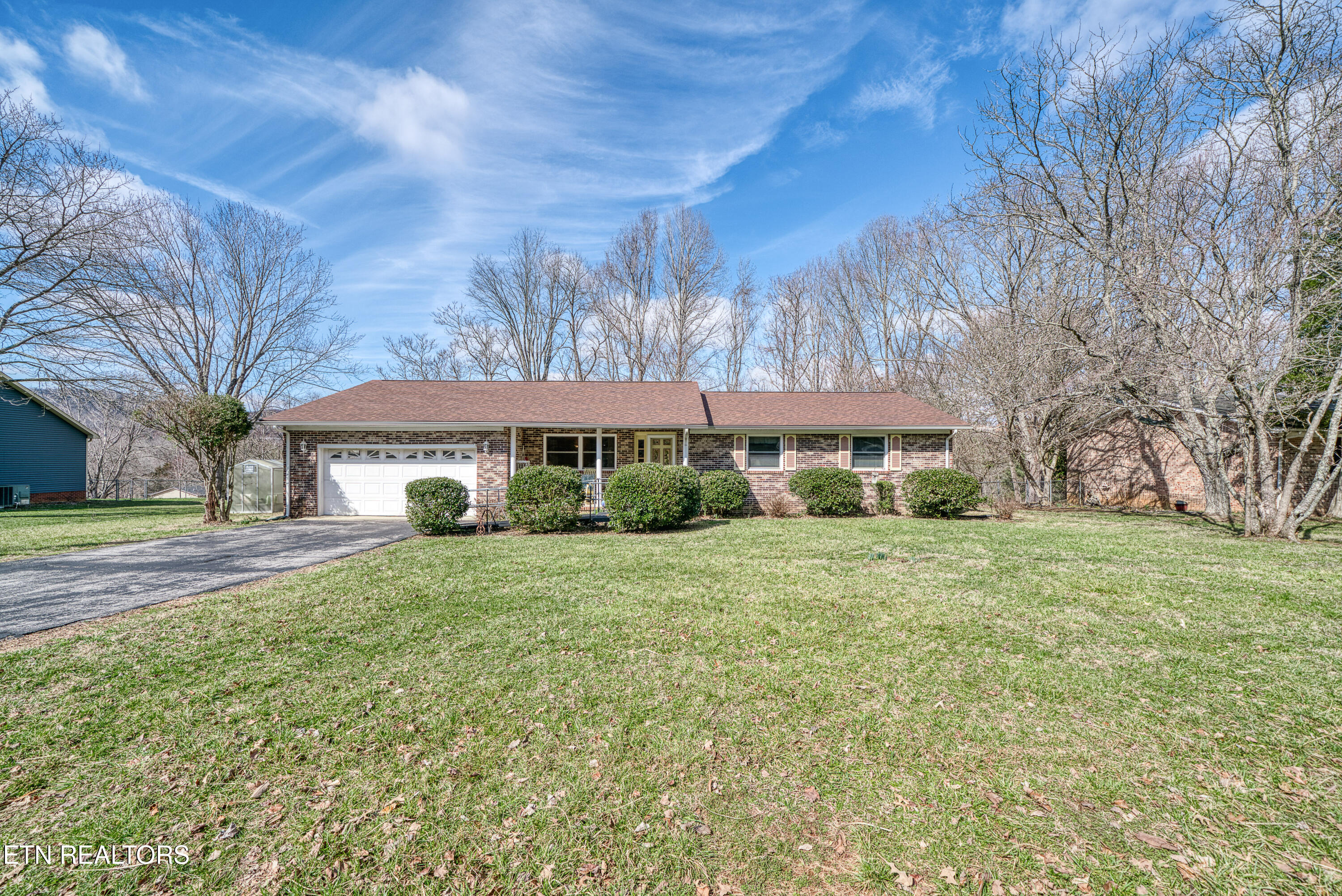 1561 Edgefield Court Court Property Photo