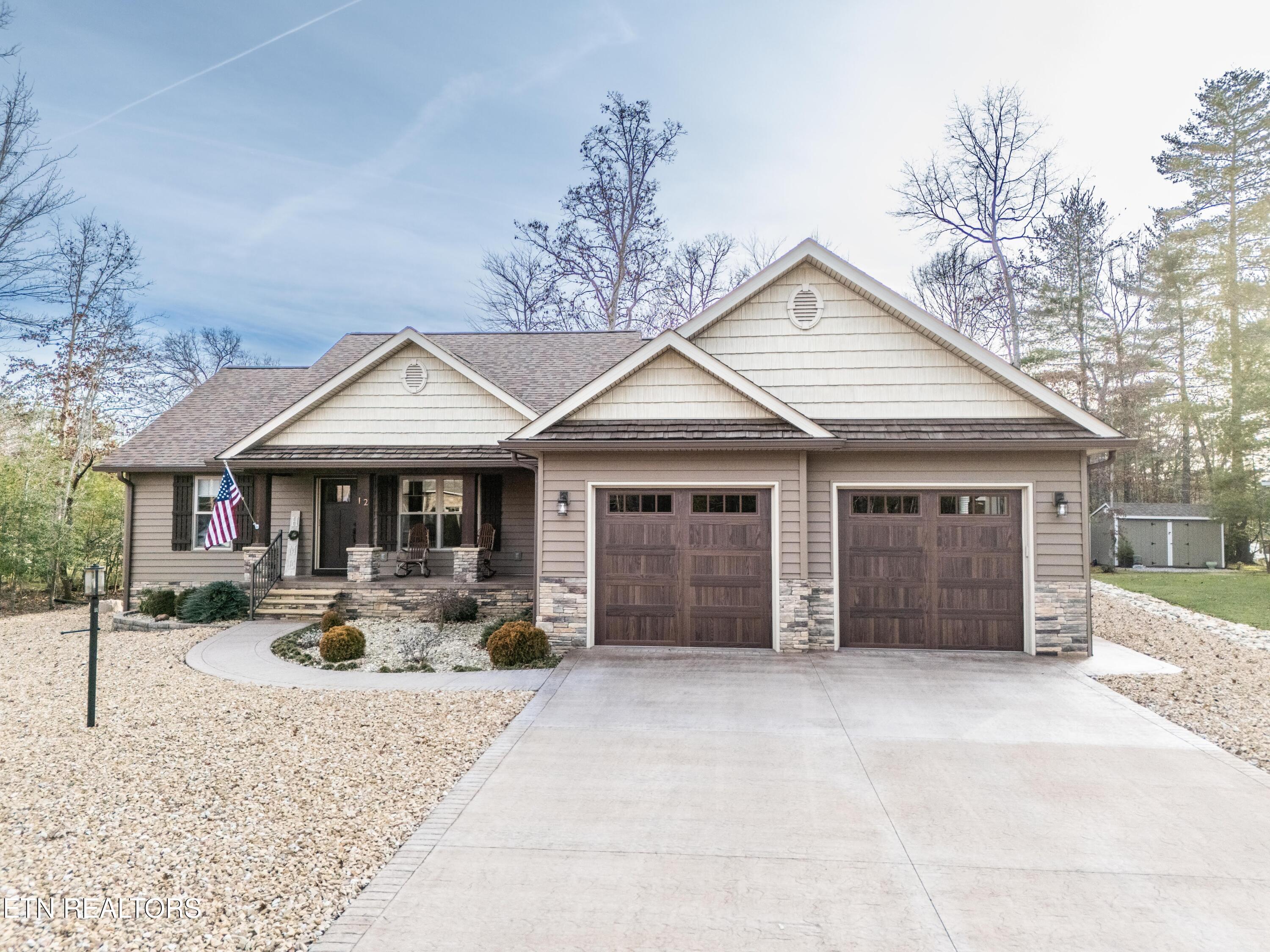 12 Edgemere Court Property Photo