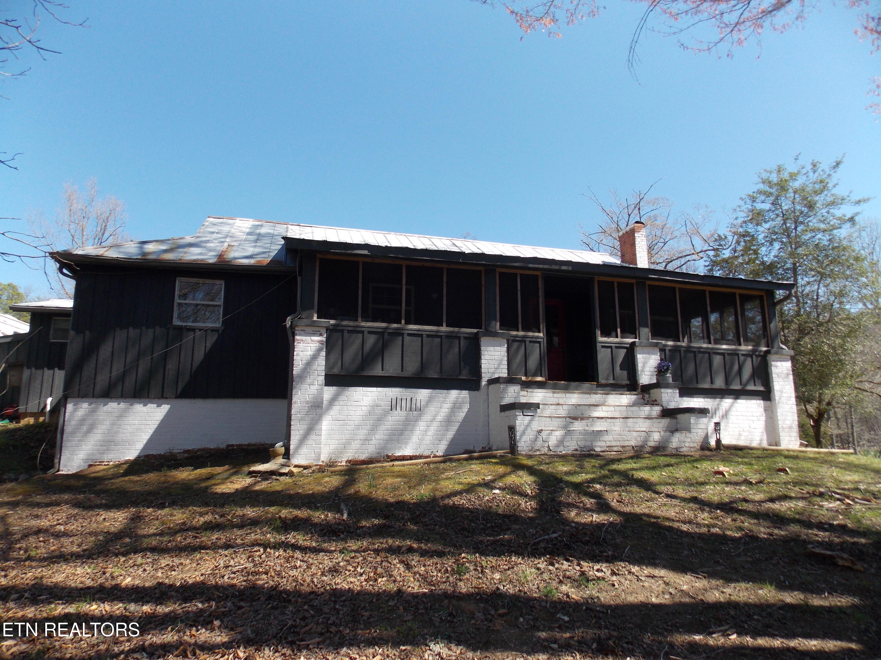 1761 Hughes Loop Property Photo