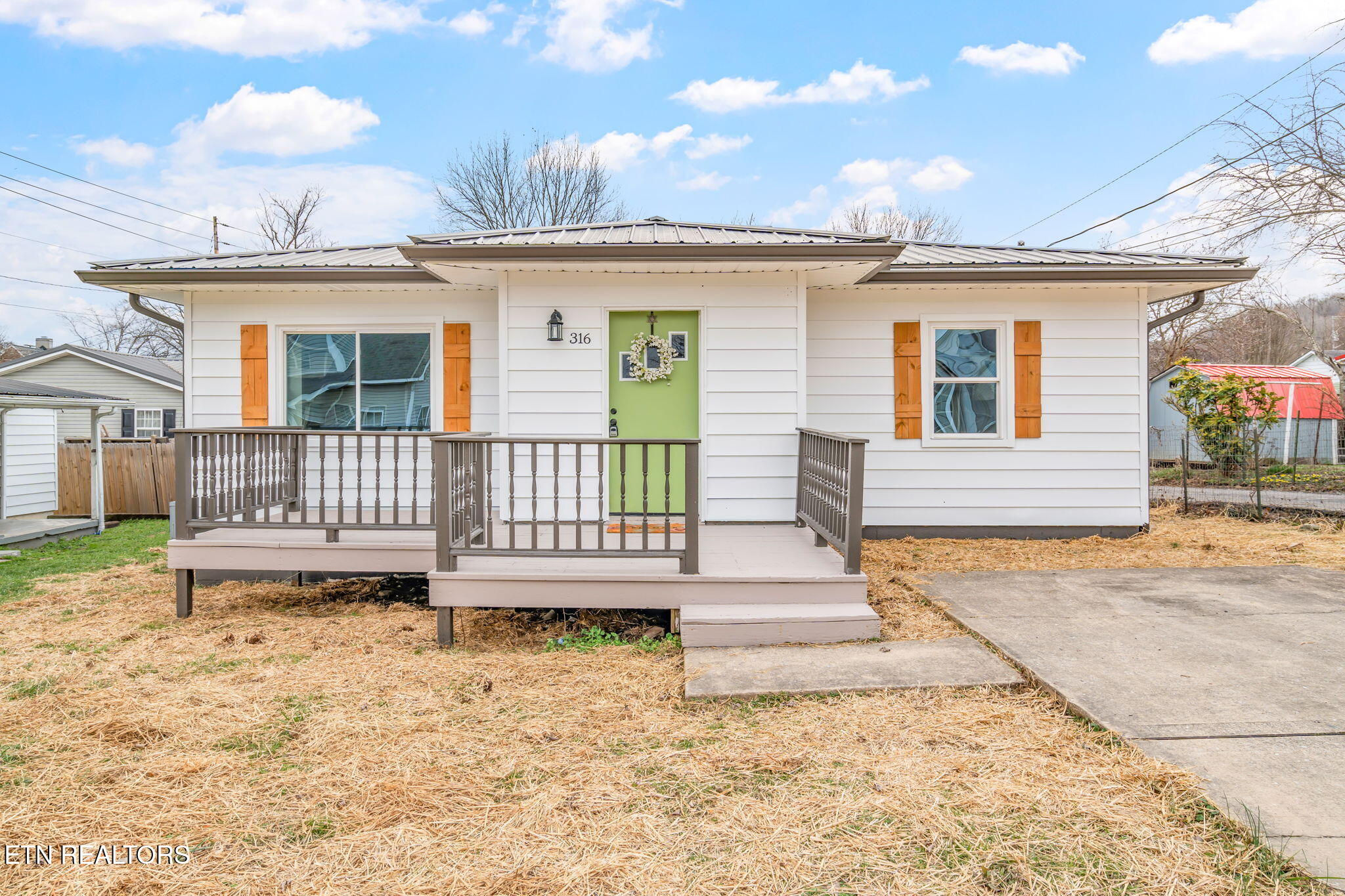 316 4th St Property Photo