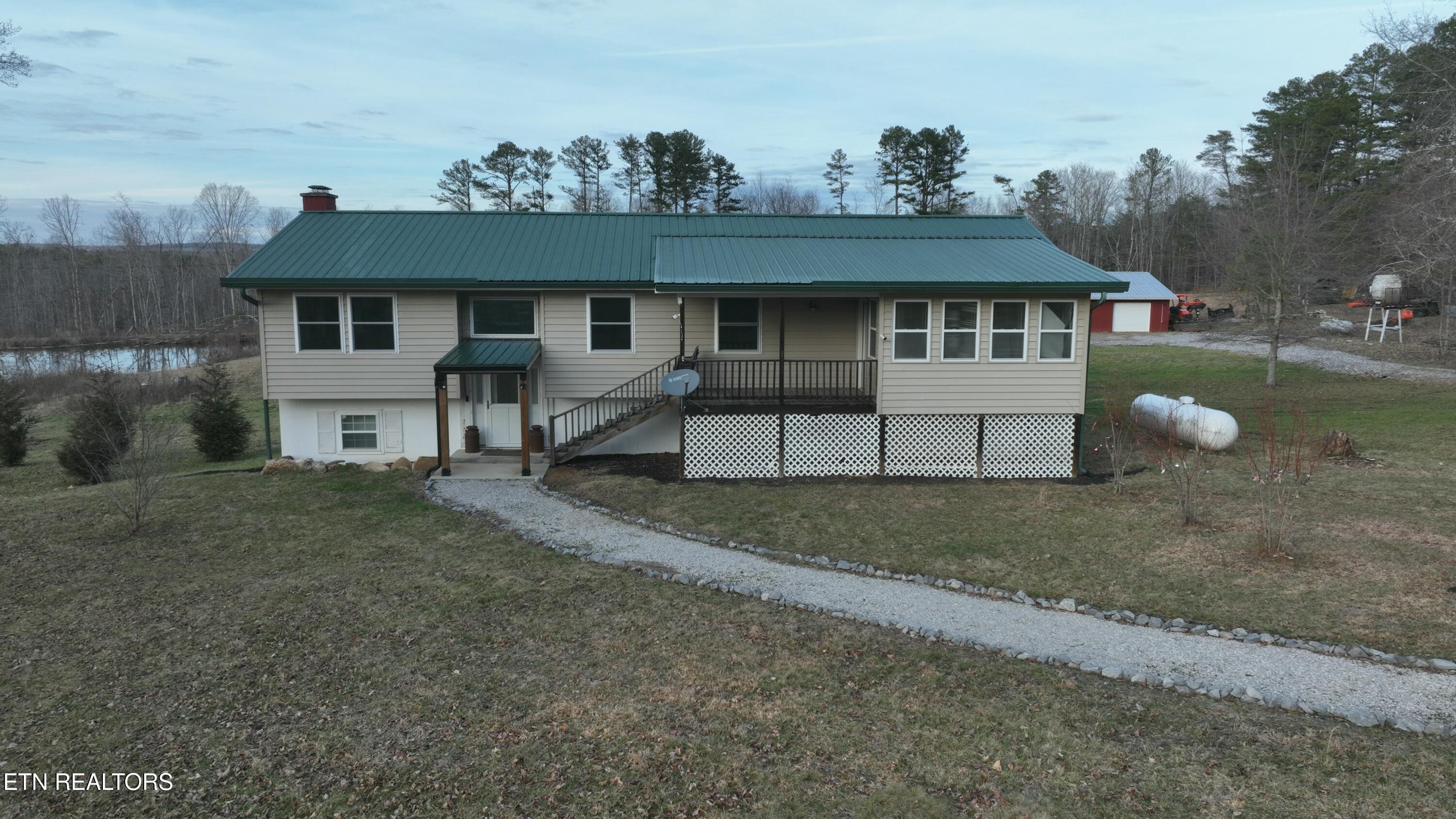 711 Lickpoint Rd Property Photo