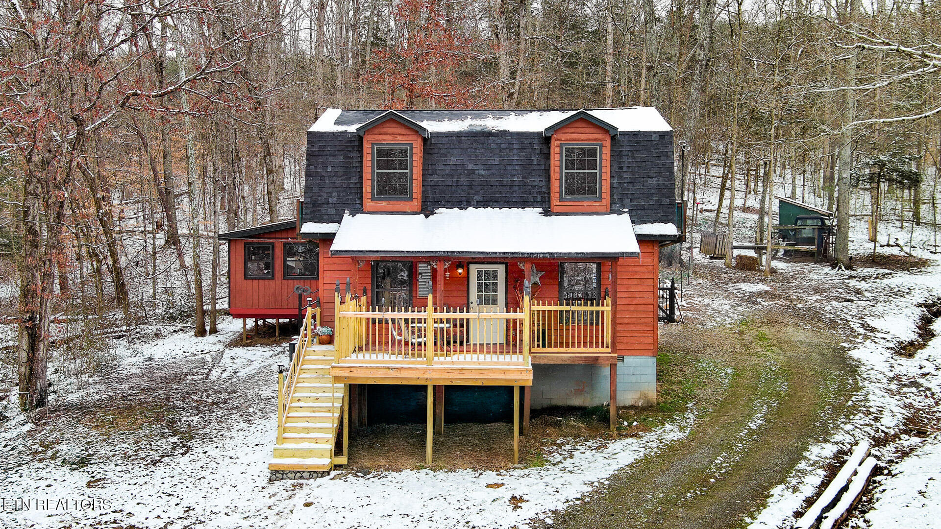 616 Smith School Rd Property Photo 1